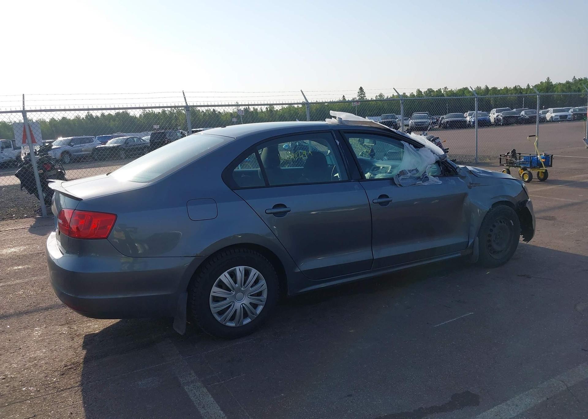2014 VOLKSWAGEN JETTA S