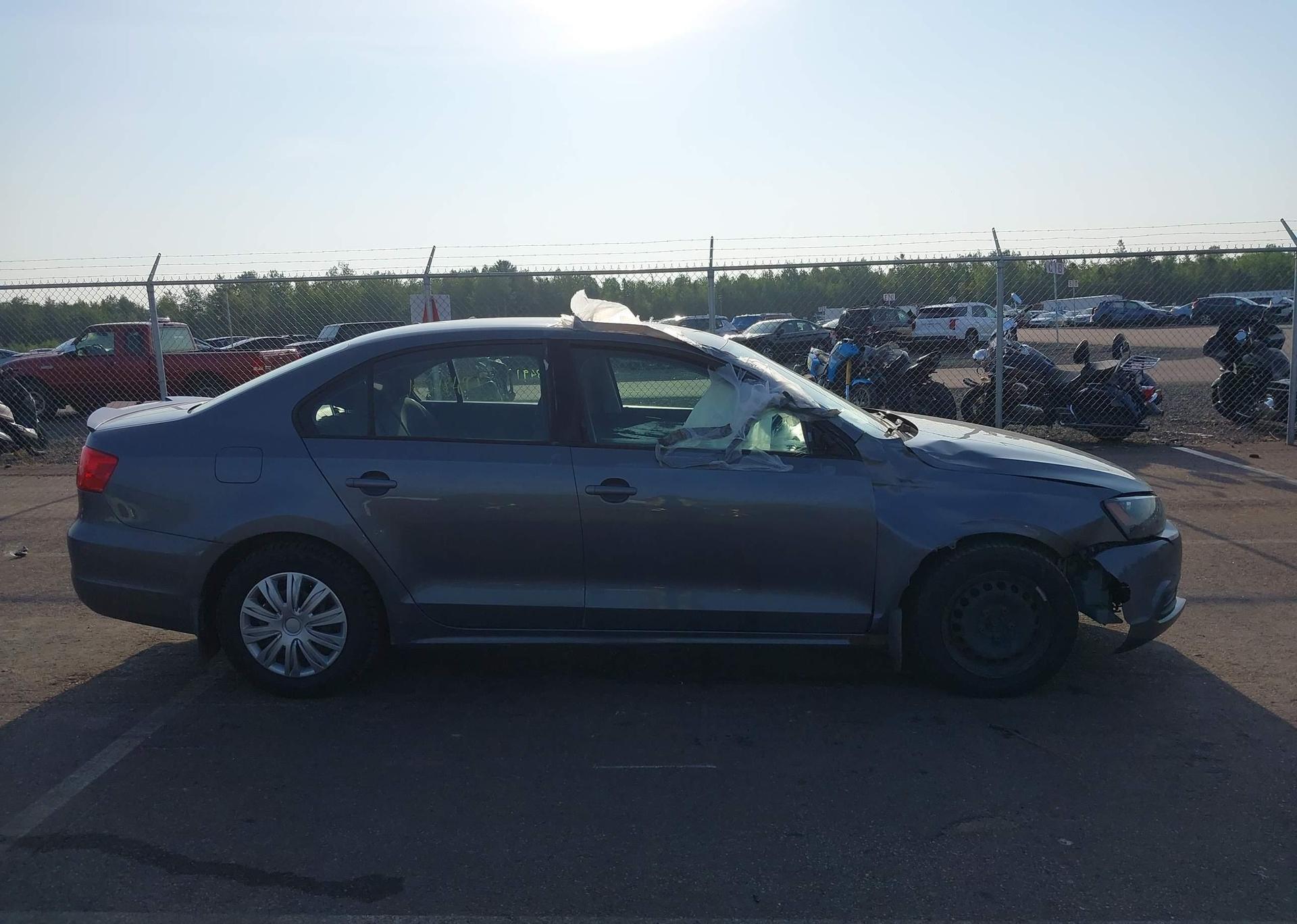 2014 VOLKSWAGEN JETTA S