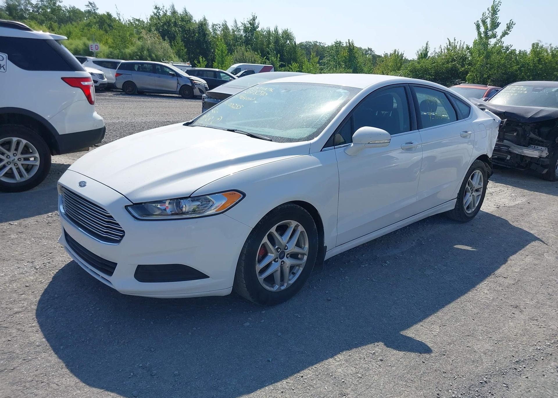 2015 FORD FUSION SE