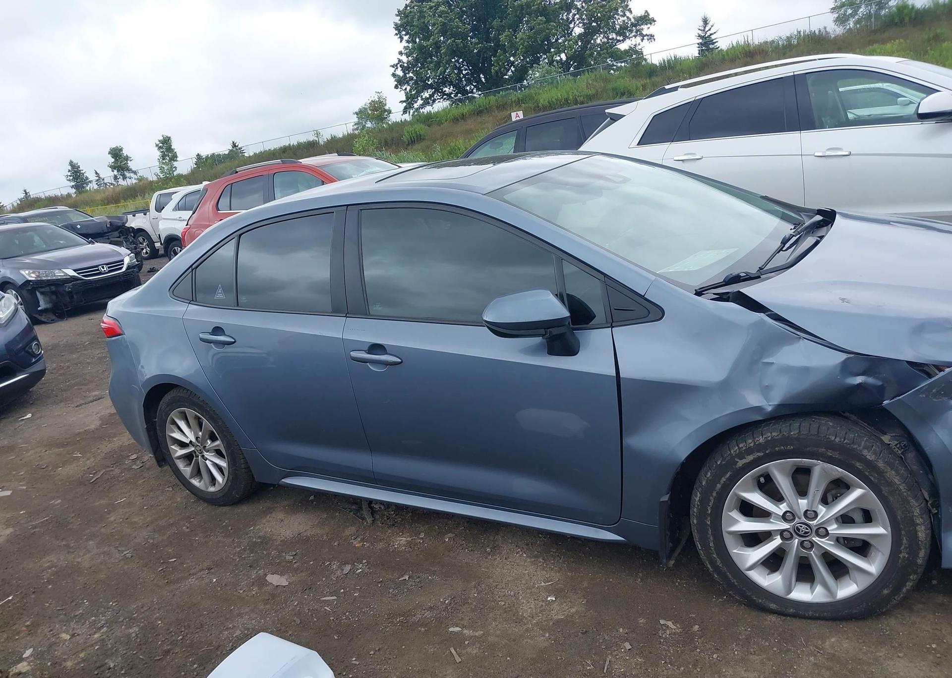 2021 TOYOTA COROLLA