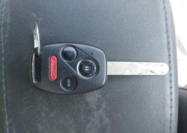 2010 HONDA CIVIC LX SR