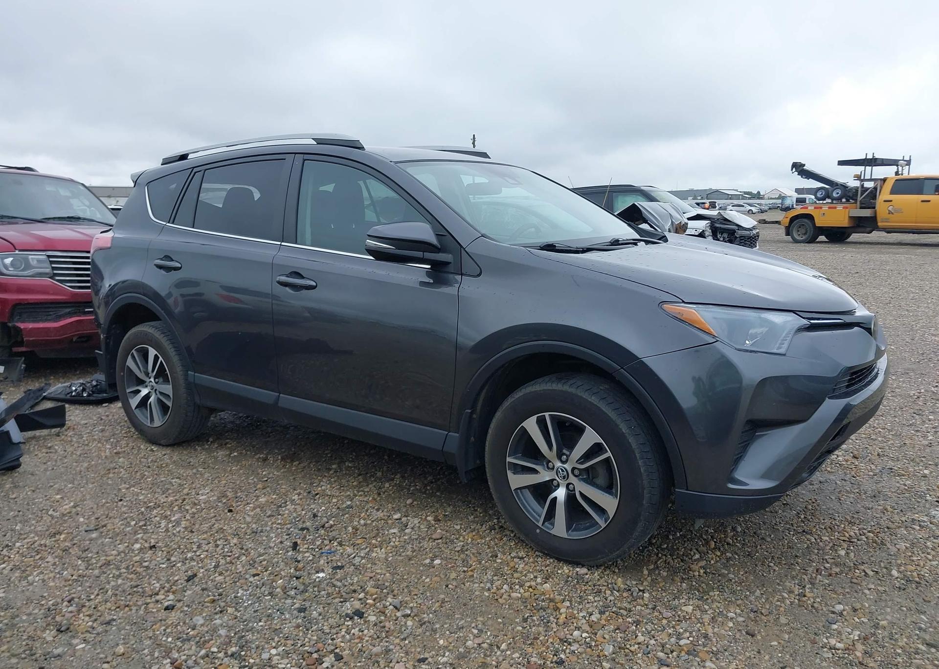 2018 TOYOTA RAV4 LE