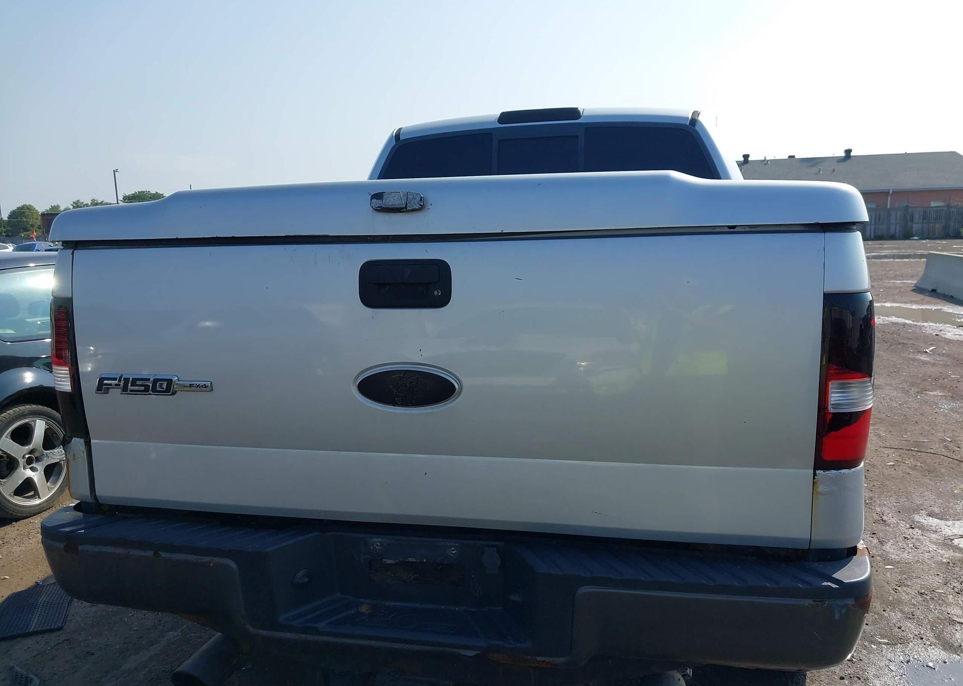 2004 FORD F-150 FX4