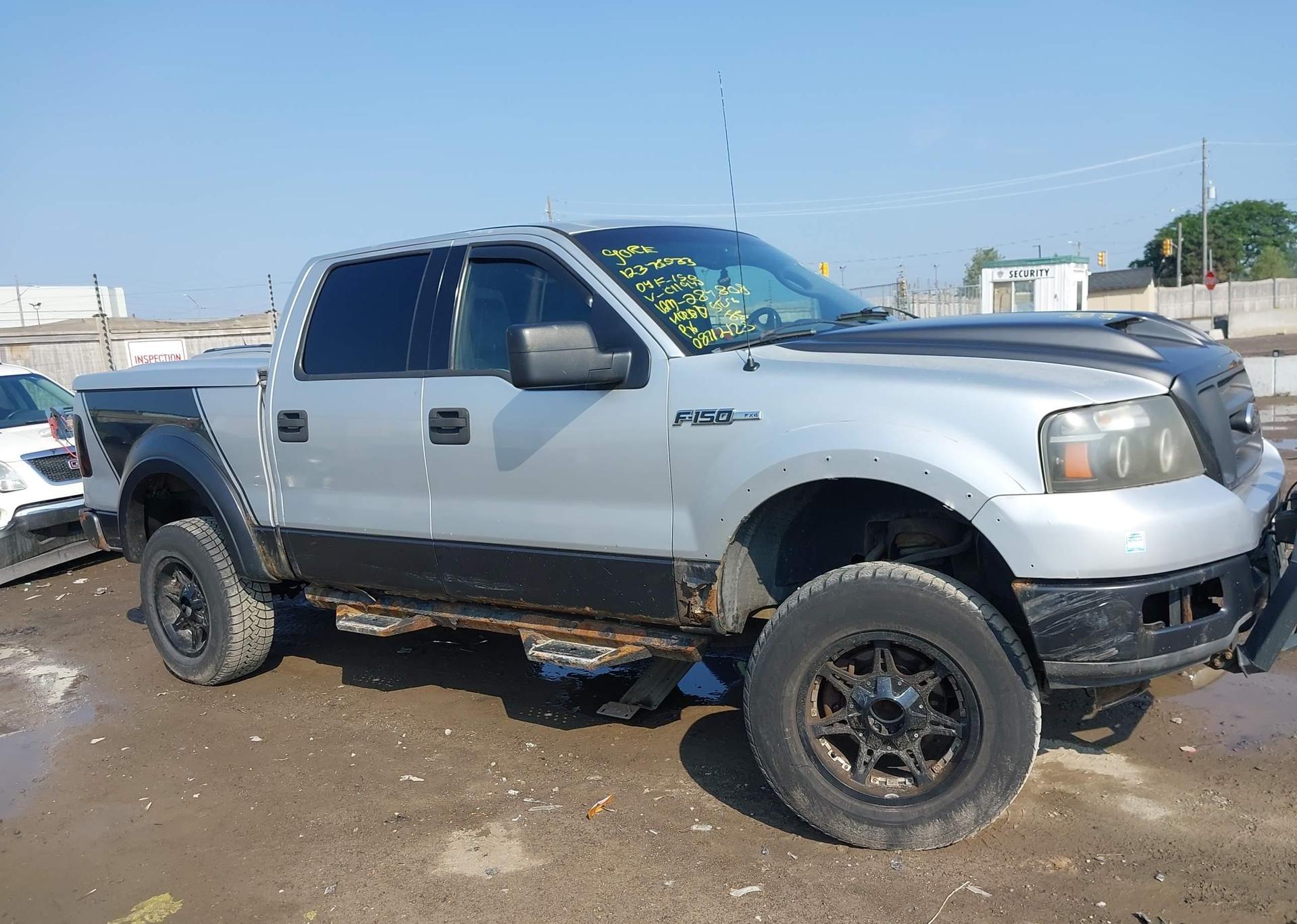 2004 FORD F-150 FX4
