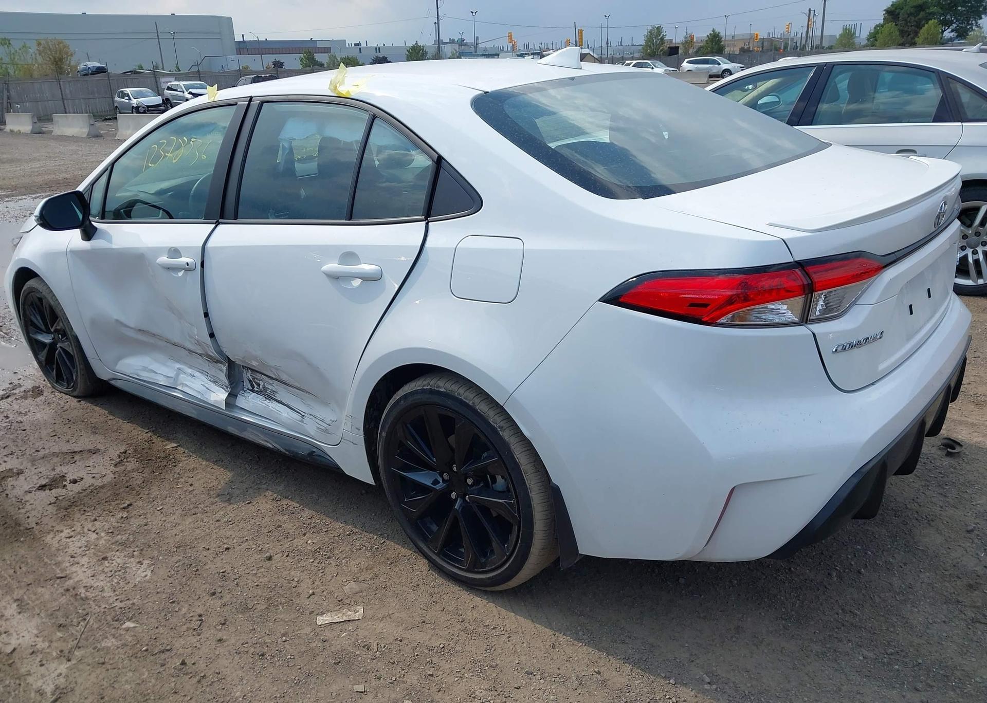 2025 TOYOTA COROLLA SE