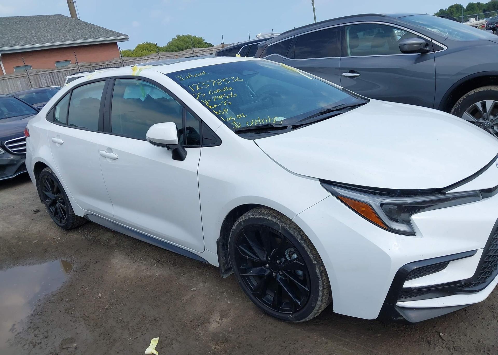 2025 TOYOTA COROLLA SE