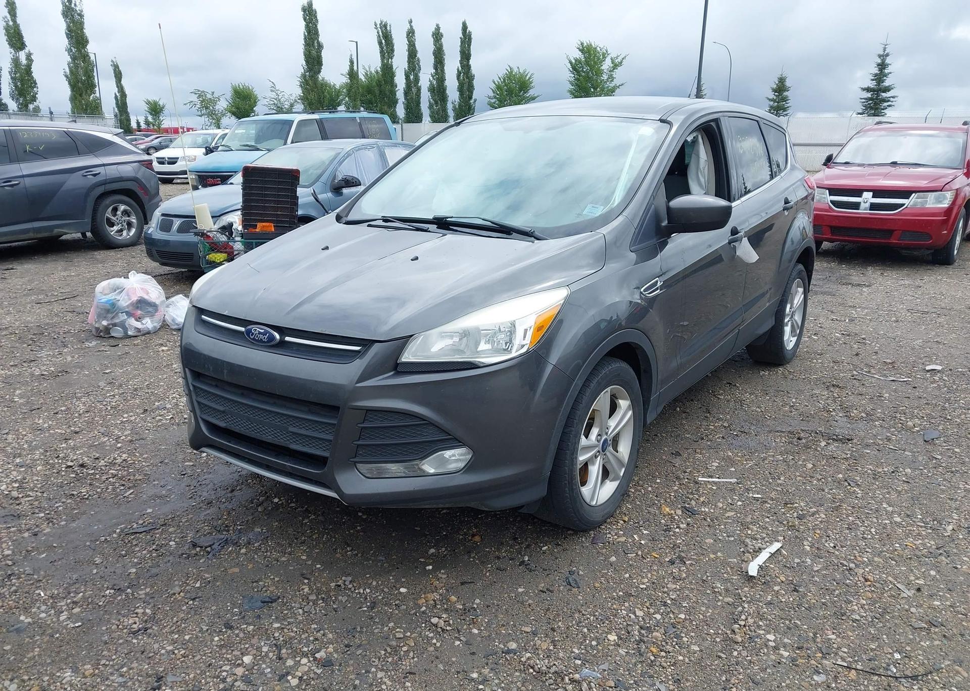 2015 FORD ESCAPE SE