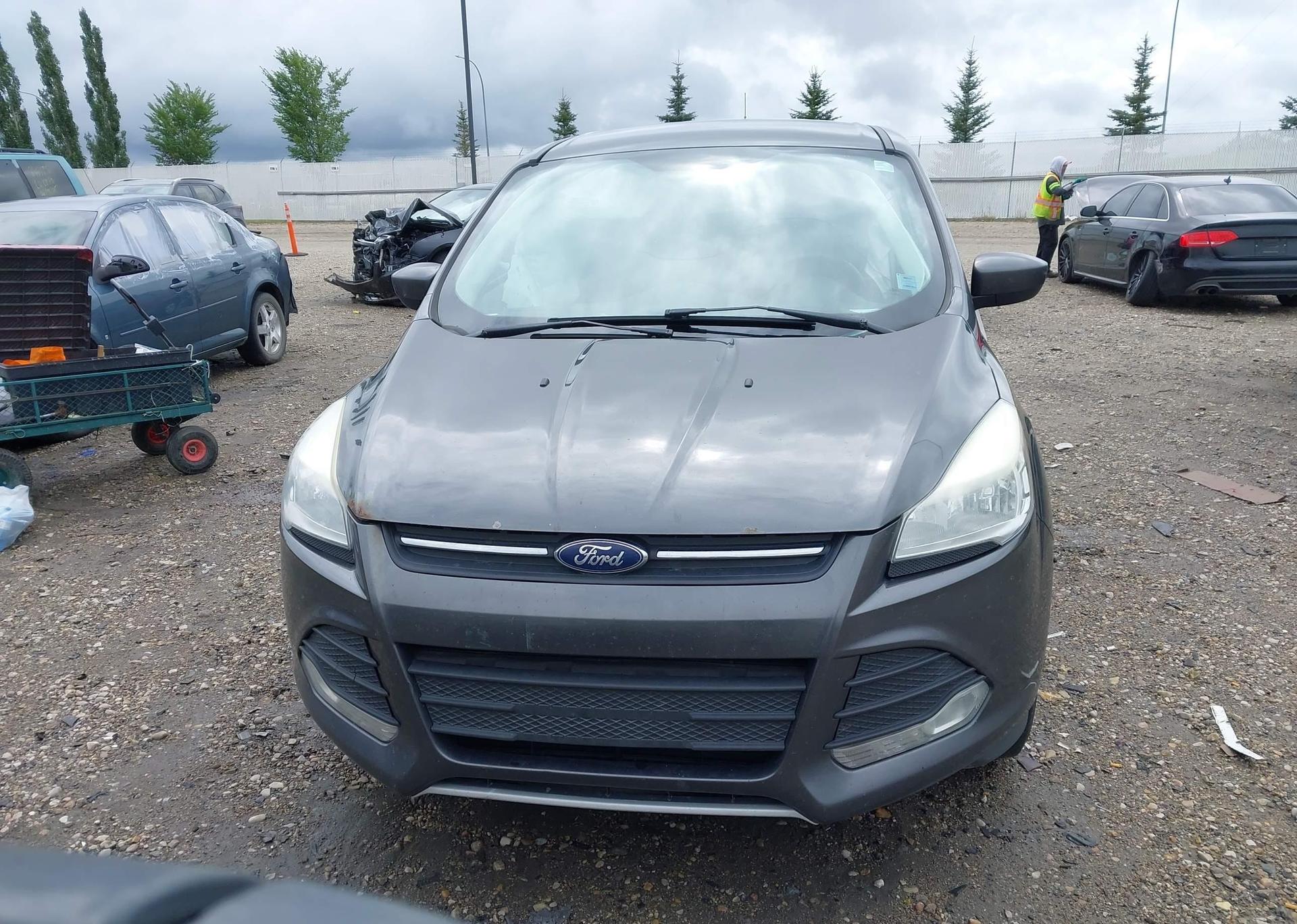 2015 FORD ESCAPE SE