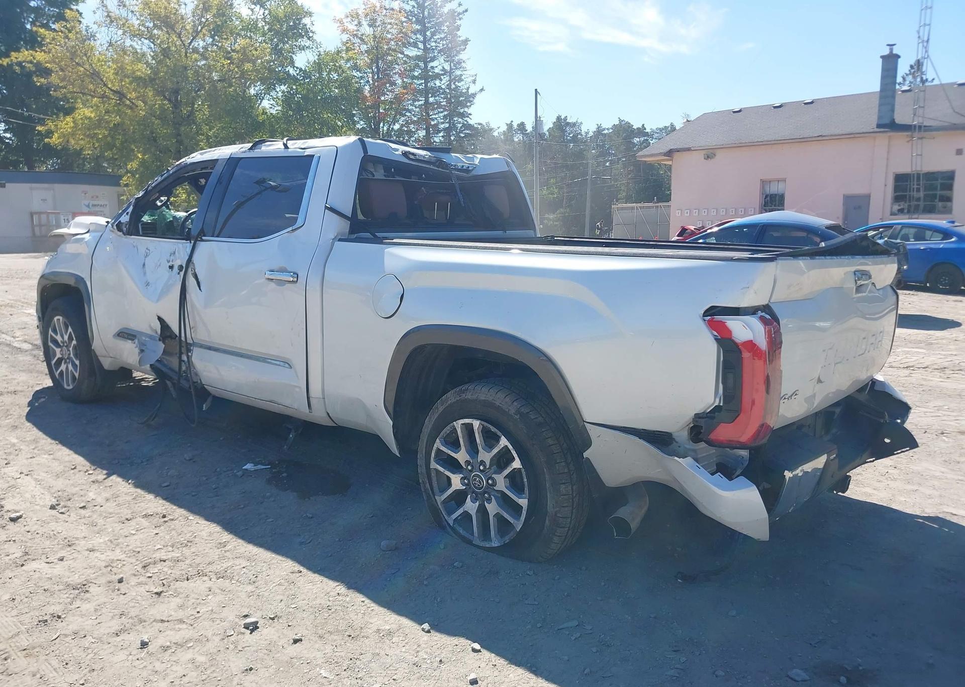 2022 TOYOTA TUNDRA PLATINUM