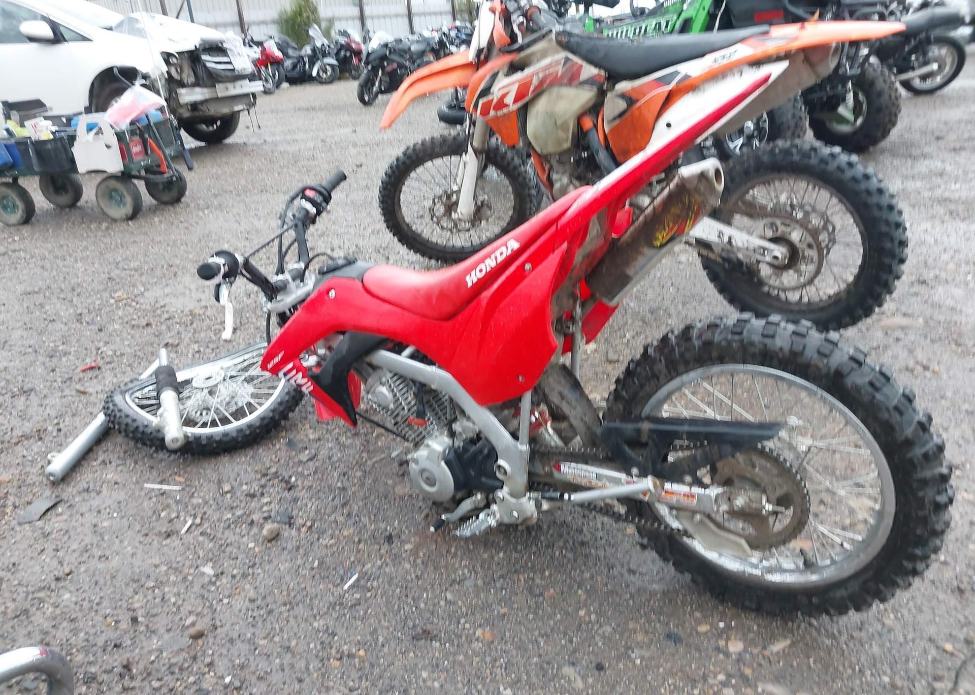 2025 HONDA CRF125 FB