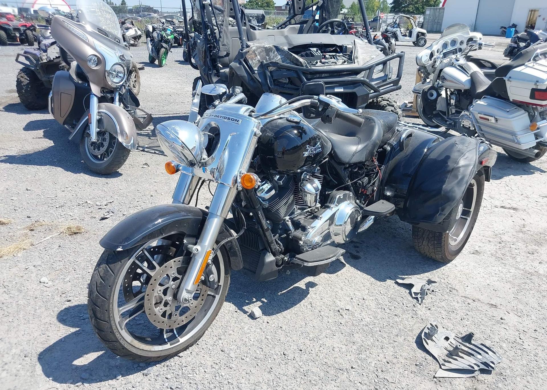 2022 HARLEY-DAVIDSON FLRT