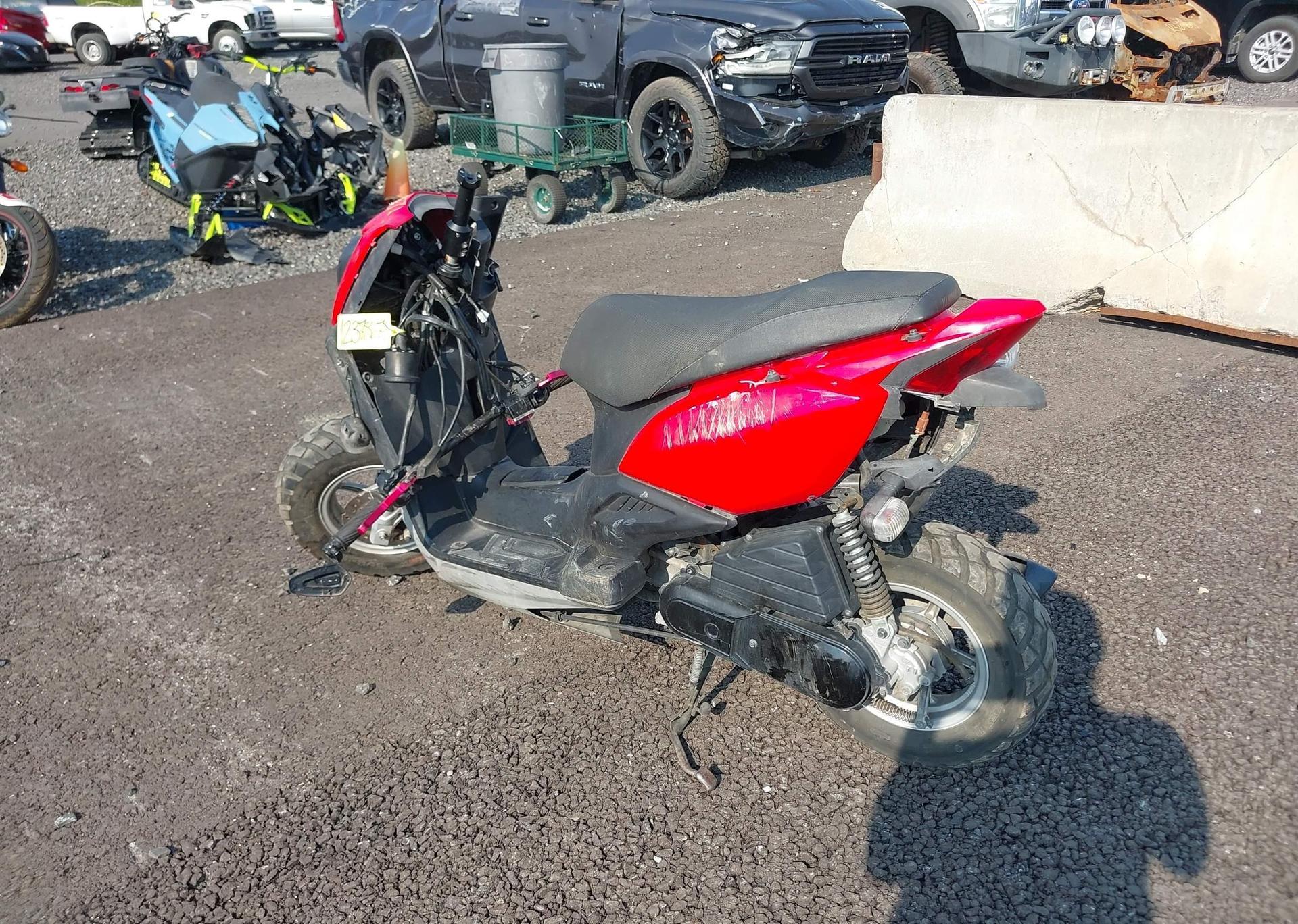 2017 YAMAHA YW50 FX