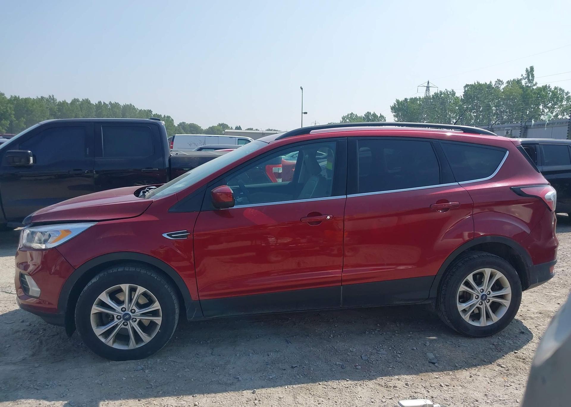 2018 FORD ESCAPE SEL
