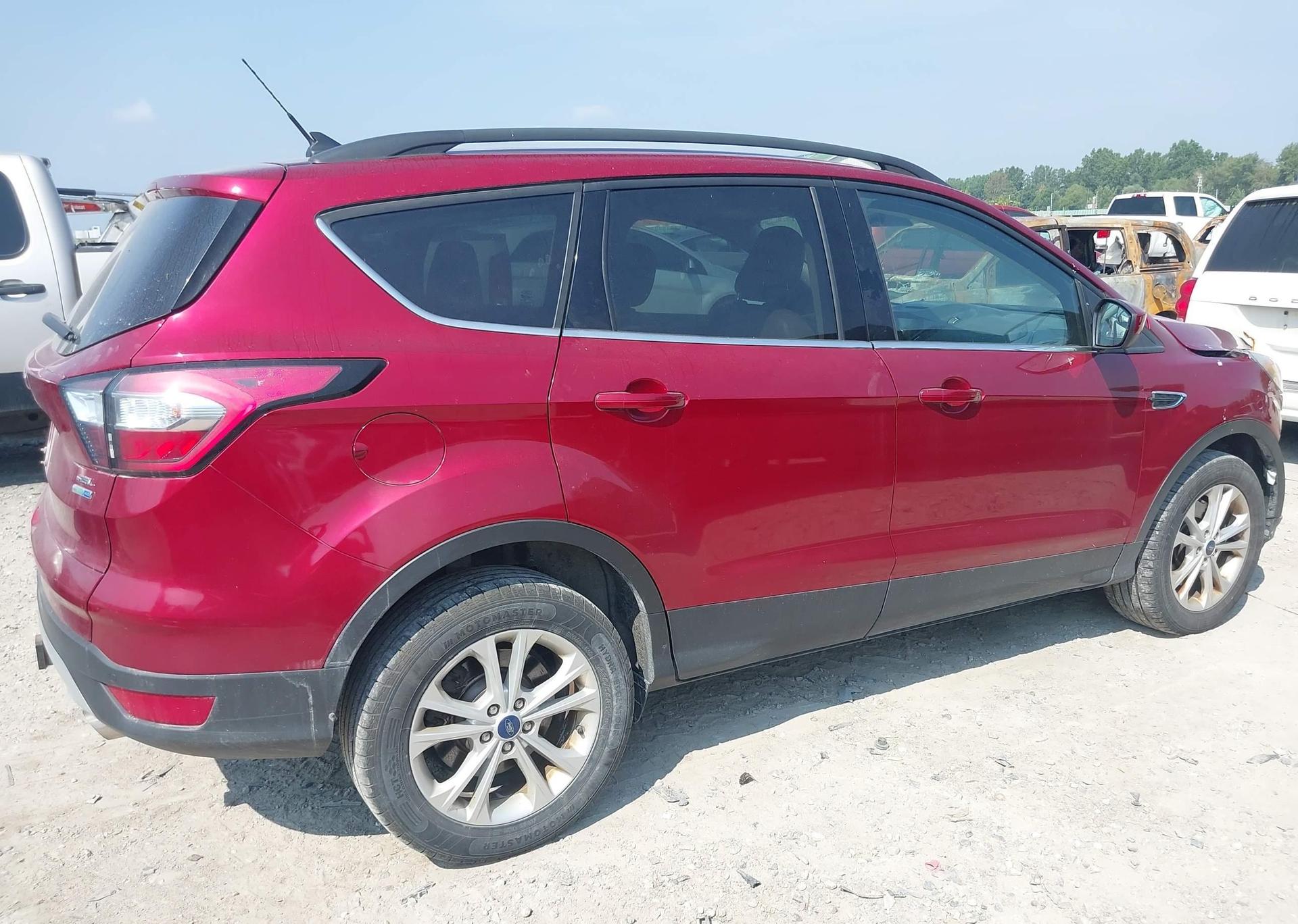 2018 FORD ESCAPE SEL