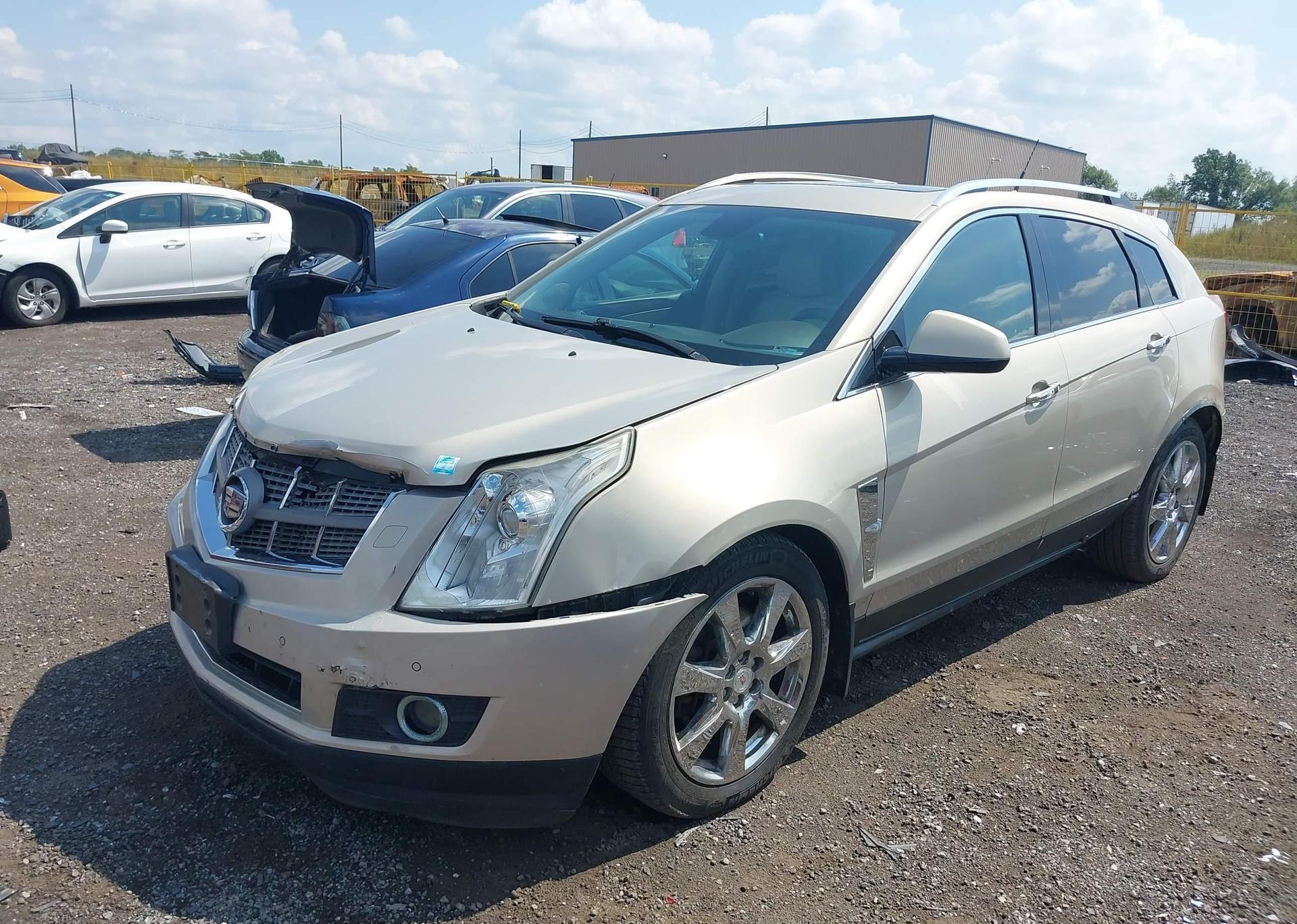 2010 CADILLAC SRX LUXURY AND PERFORMANCE COLLECTION