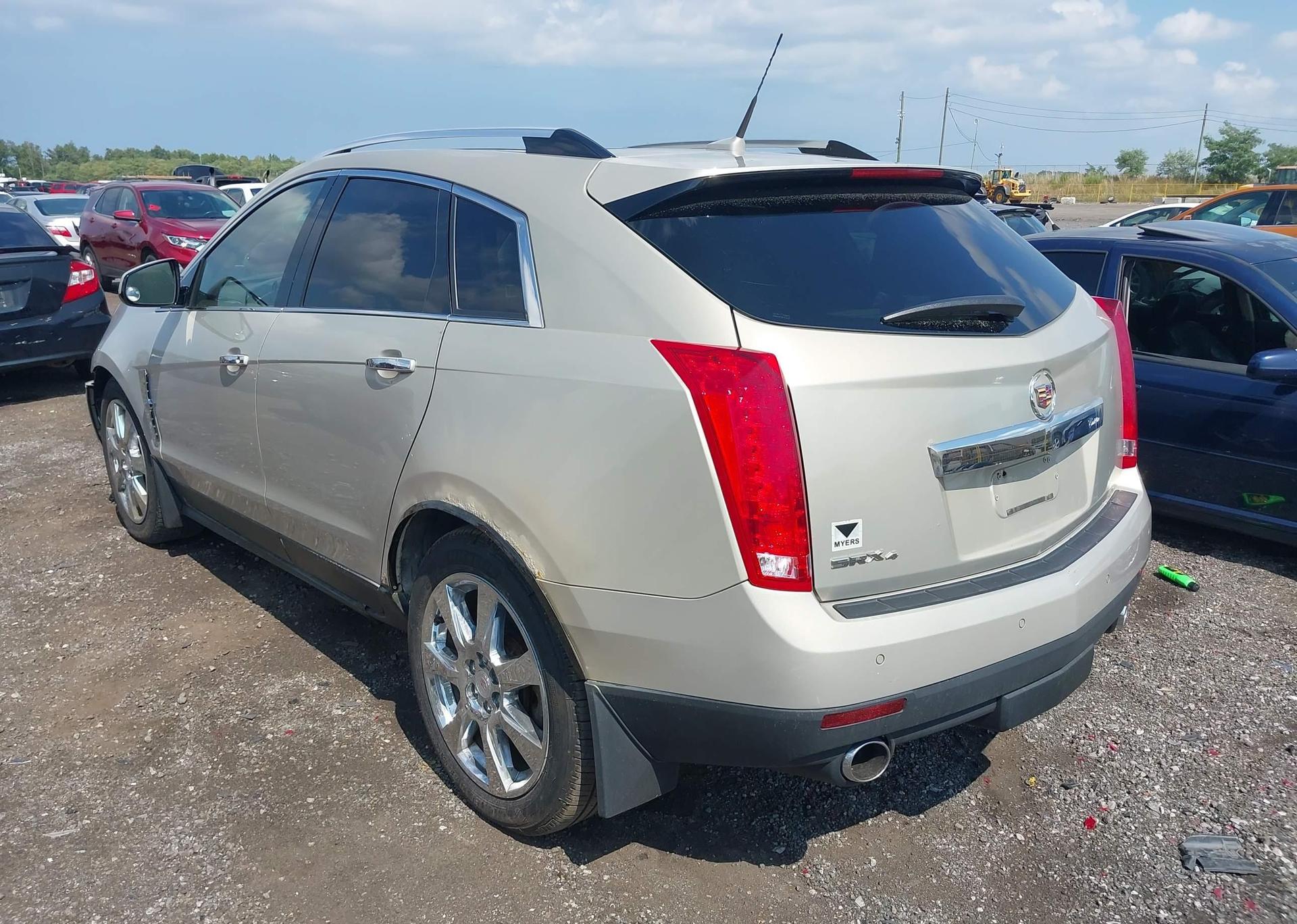 2010 CADILLAC SRX LUXURY AND PERFORMANCE COLLECTION