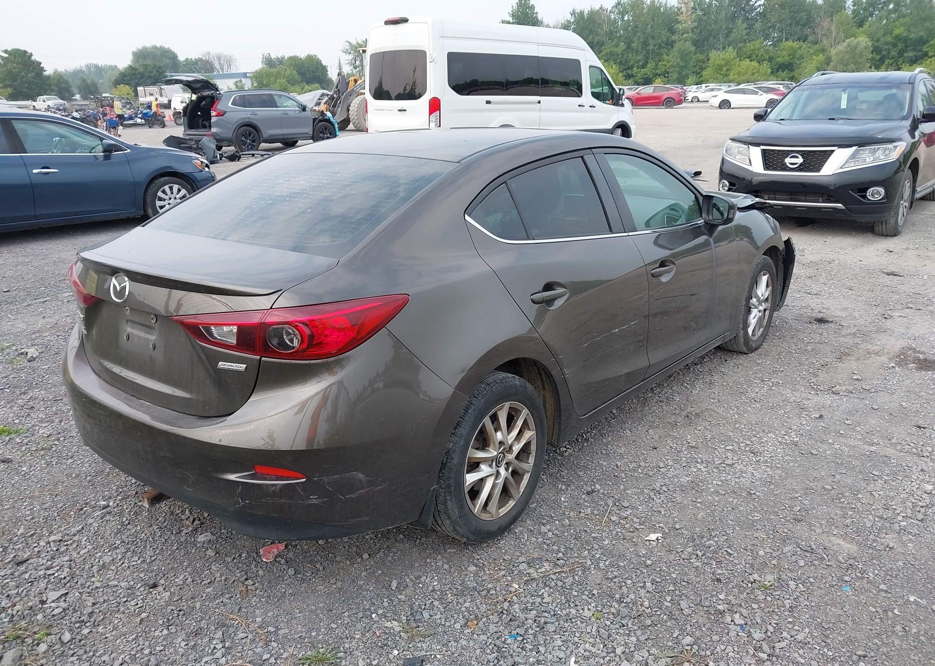 2015 MAZDA 3 TOURING