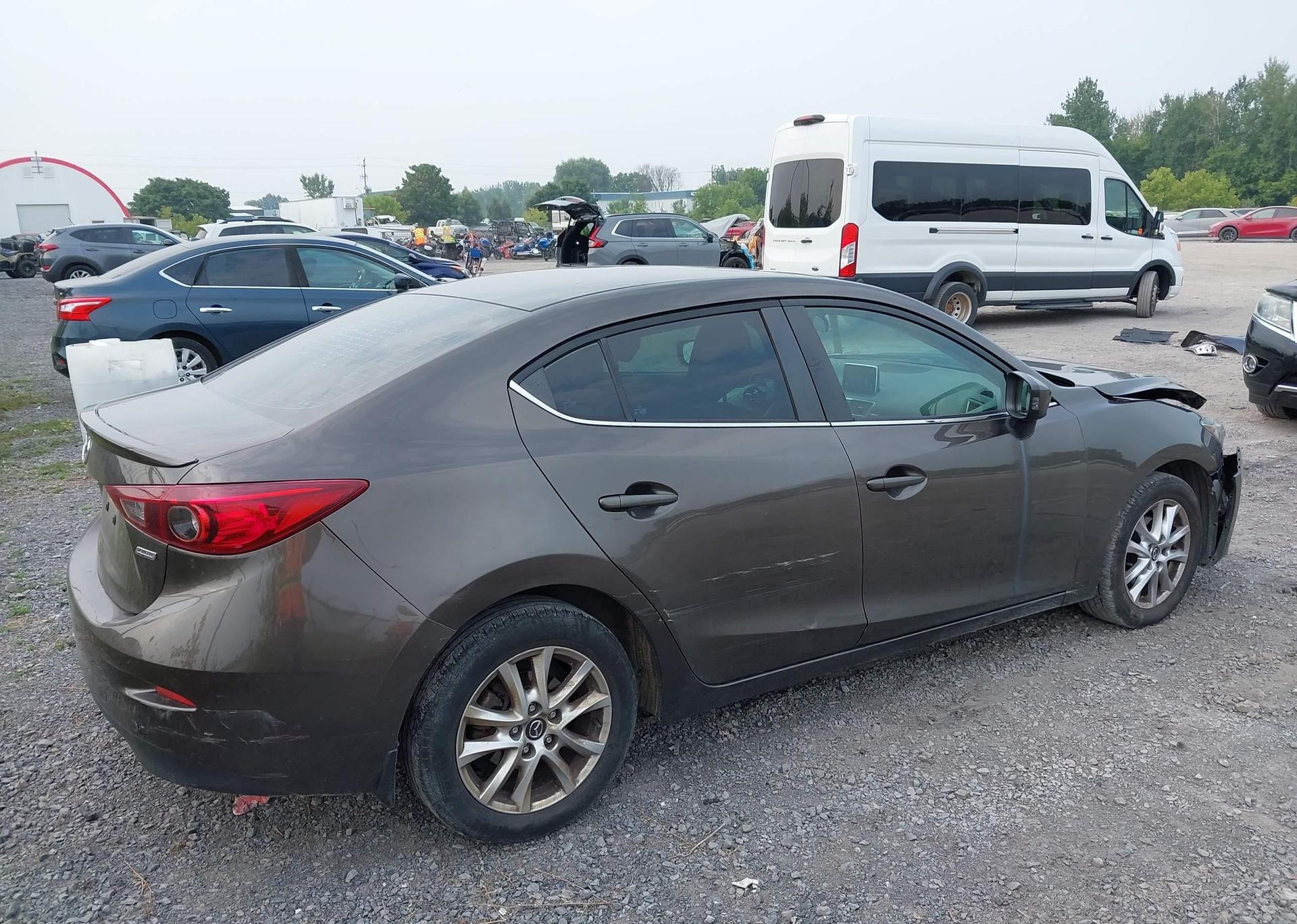 2015 MAZDA 3 TOURING