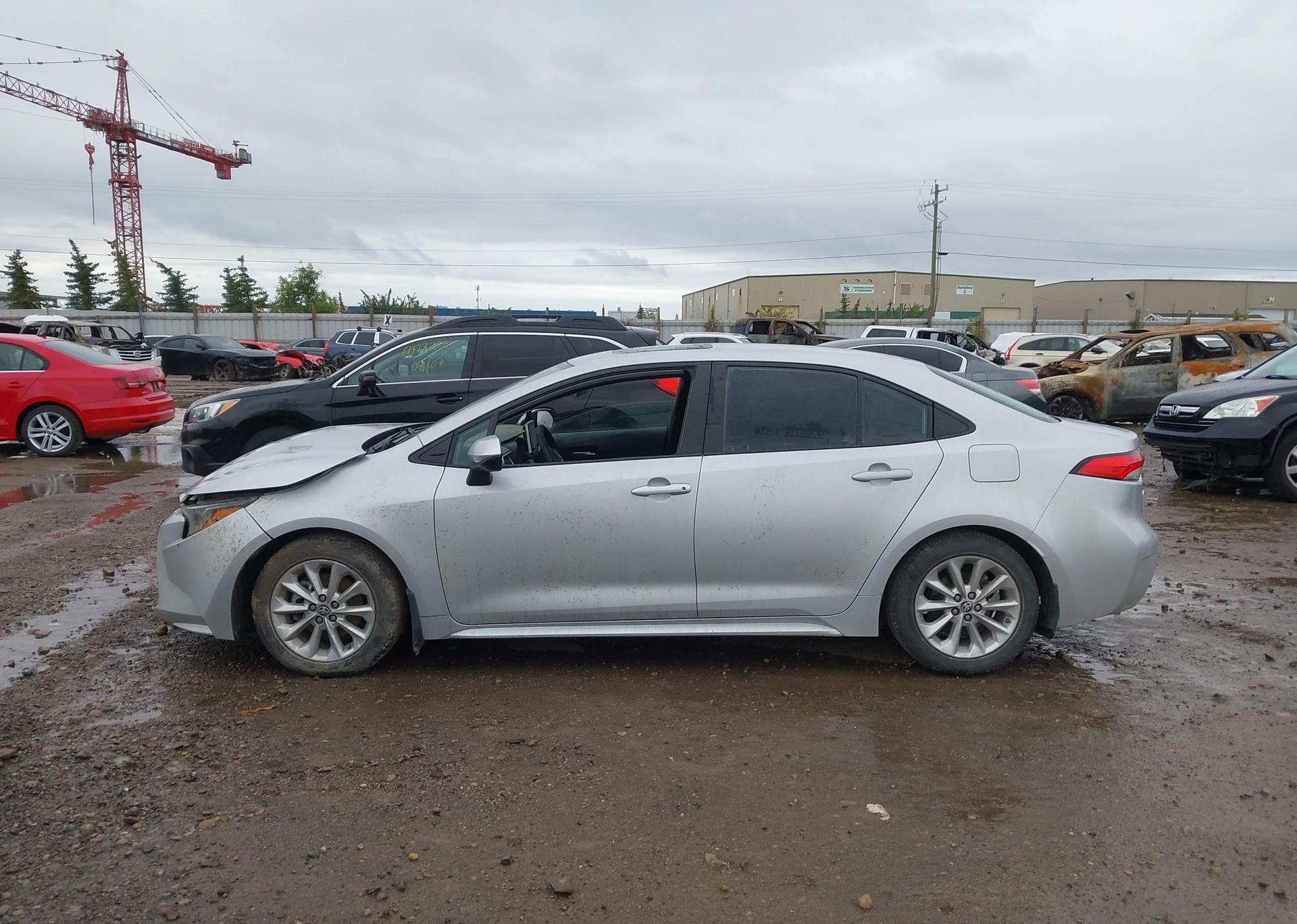 2021 TOYOTA COROLLA LE