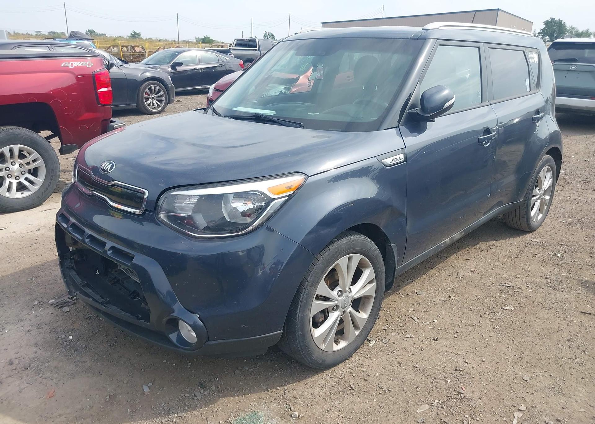 2015 KIA SOUL +