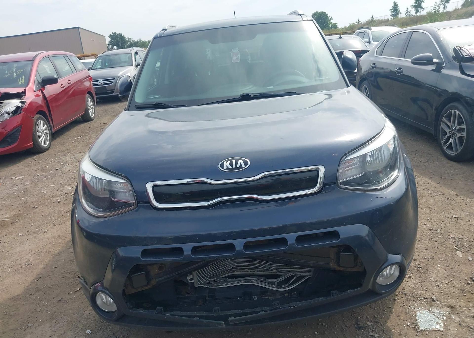 2015 KIA SOUL +