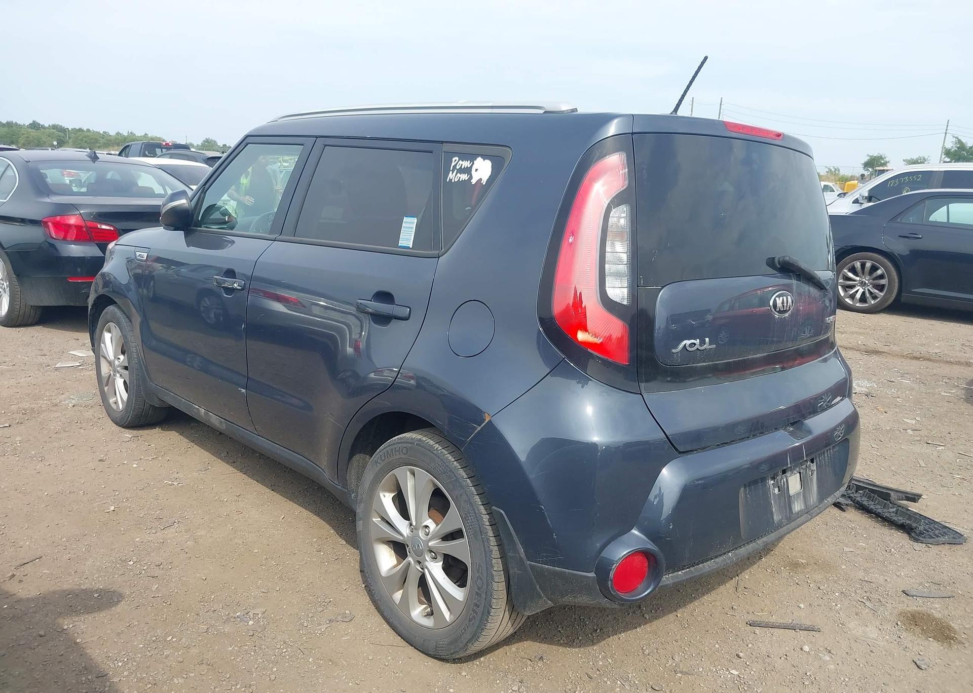 2015 KIA SOUL +