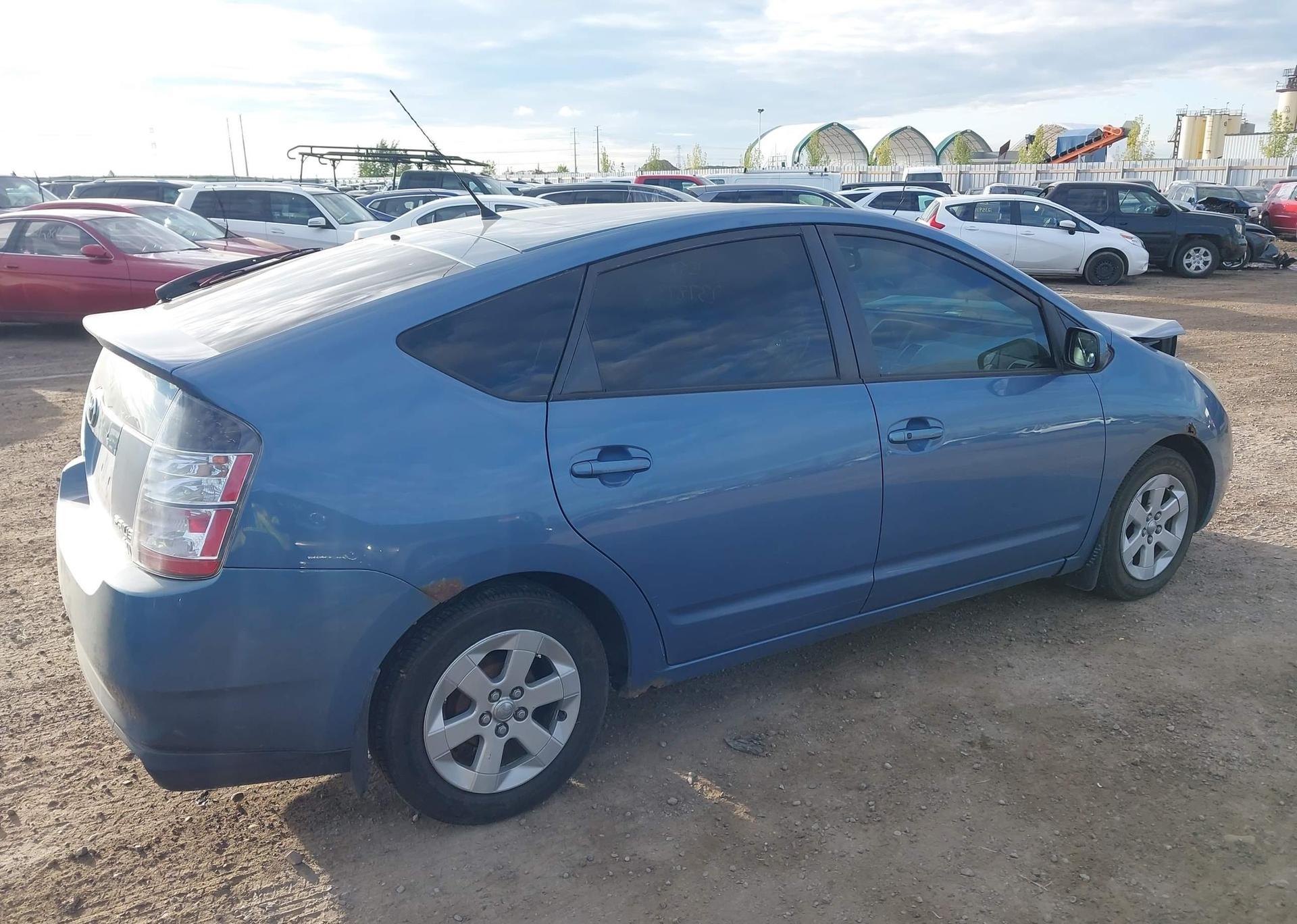 2004 TOYOTA PRIUS