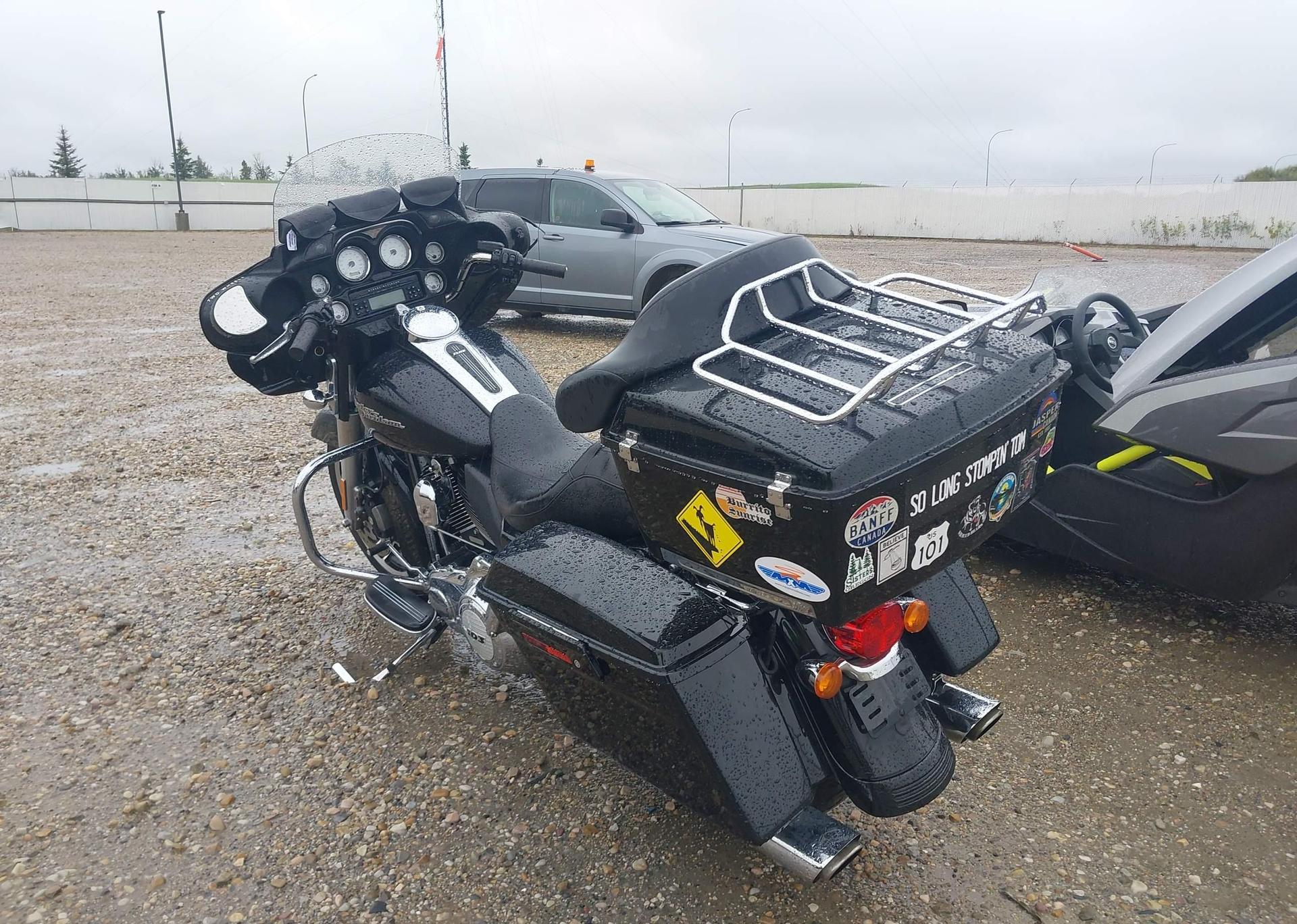 2012 HARLEY-DAVIDSON FLHX STREET GLIDE