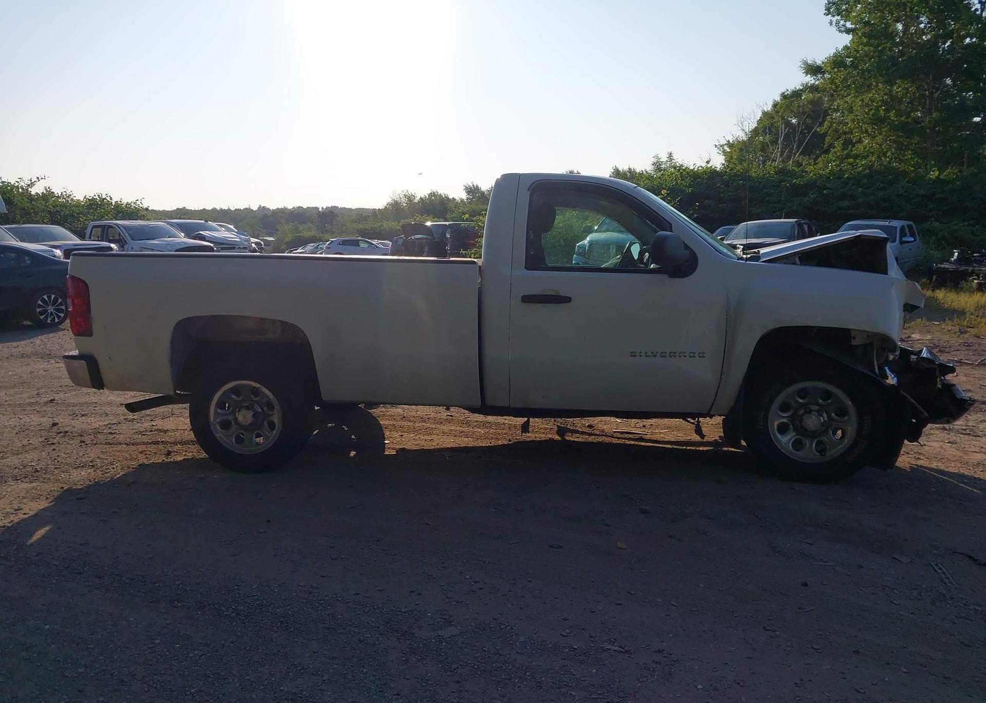 2013 CHEVROLET SILVERADO 1500 WT