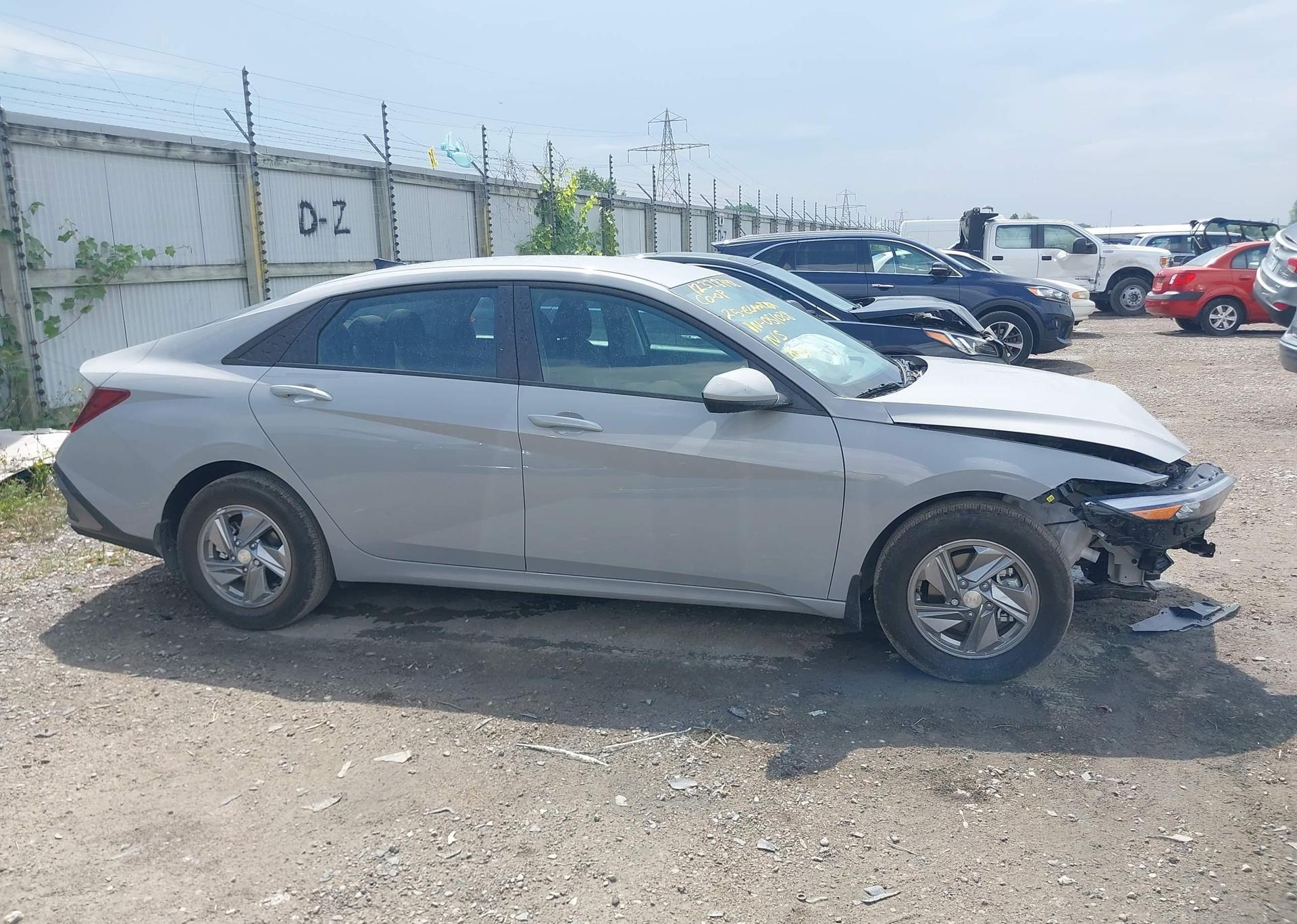 2025 HYUNDAI ELANTRA ESSENTIAL