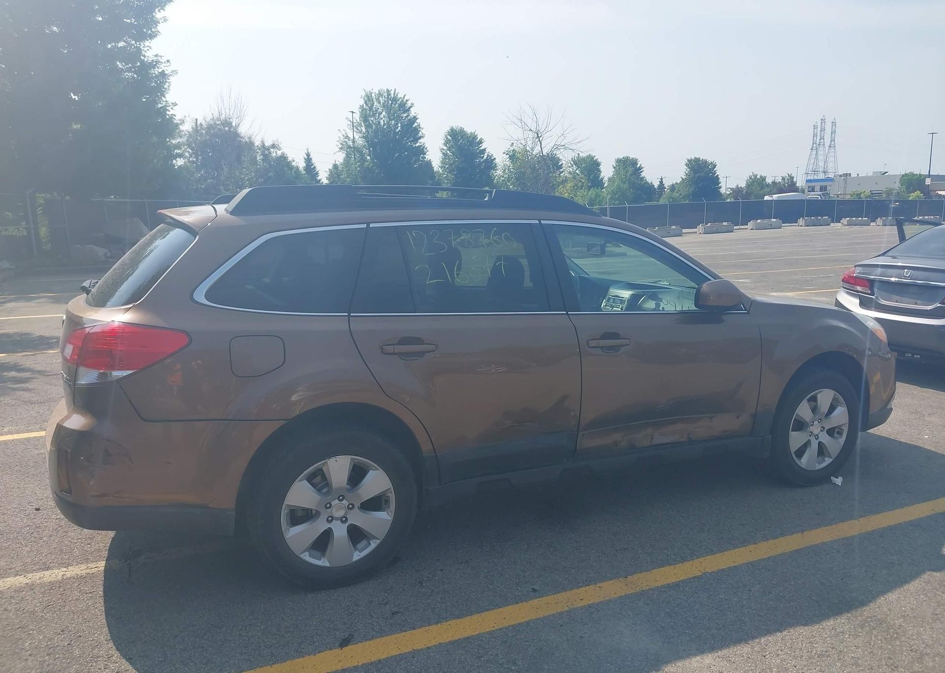 2012 SUBARU OUTBACK 2.5I PREMIUM