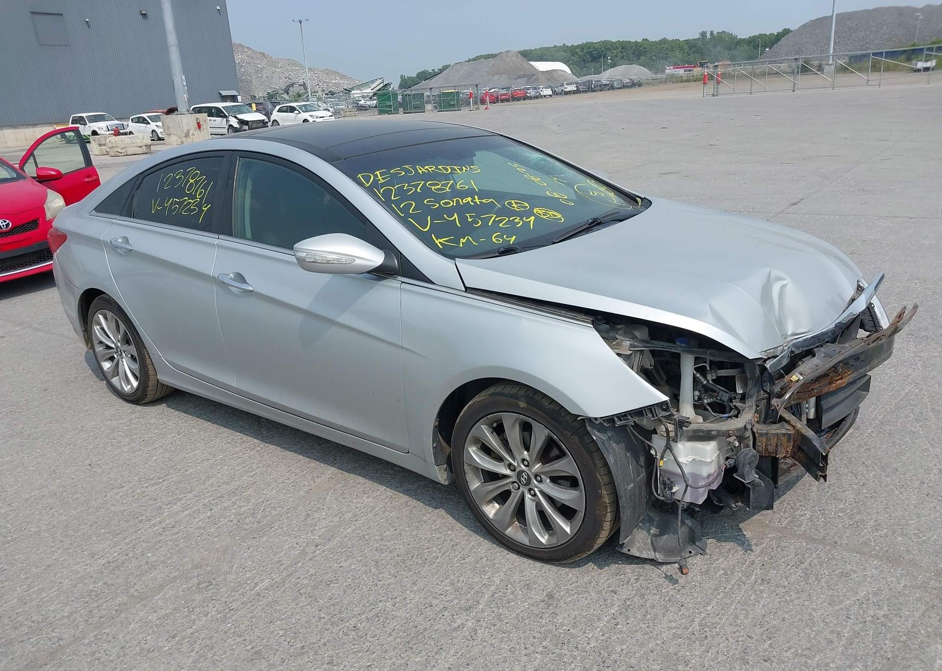 2012 HYUNDAI SONATA SE