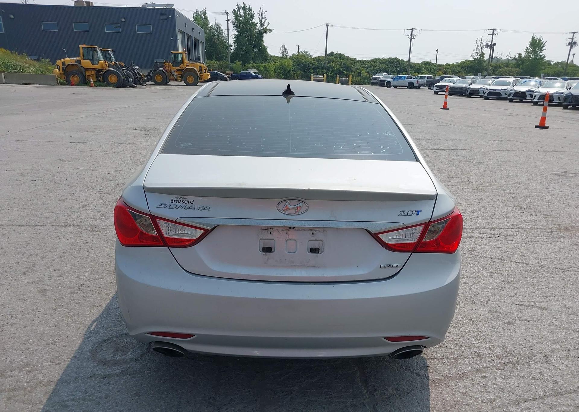 2012 HYUNDAI SONATA SE