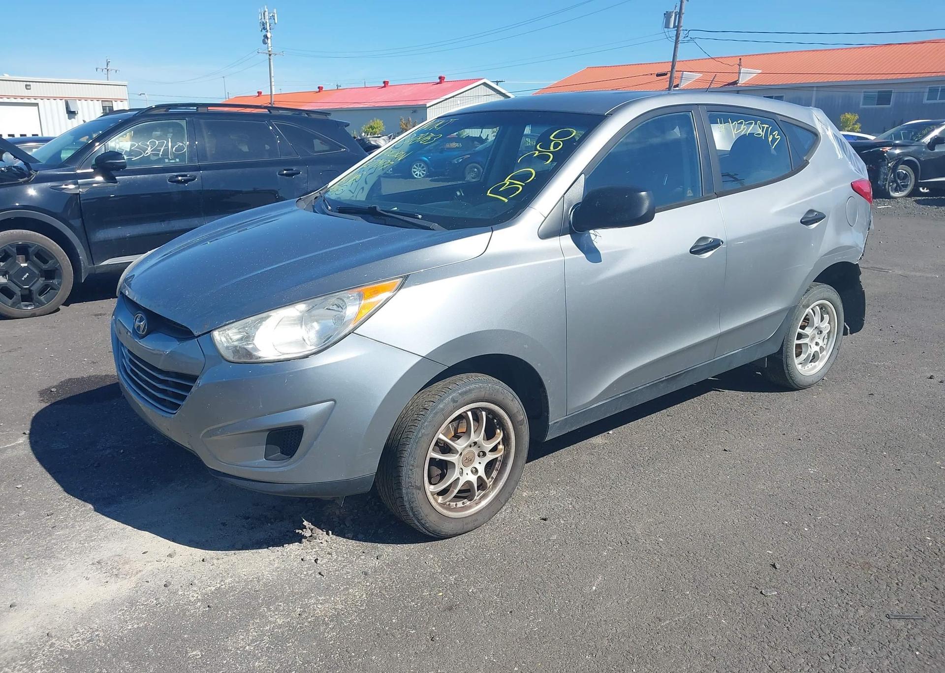 2011 HYUNDAI TUCSON GL