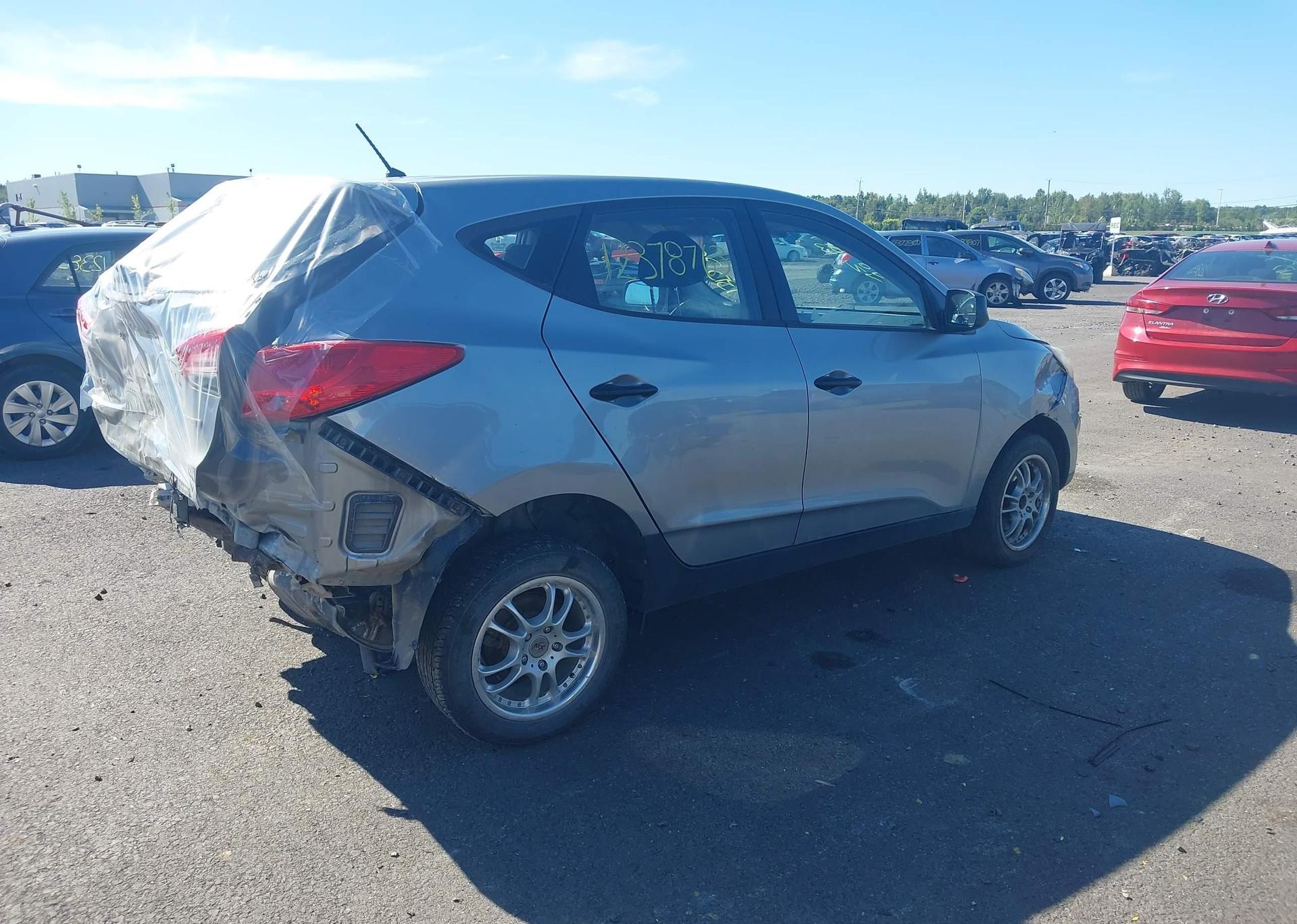 2011 HYUNDAI TUCSON GL