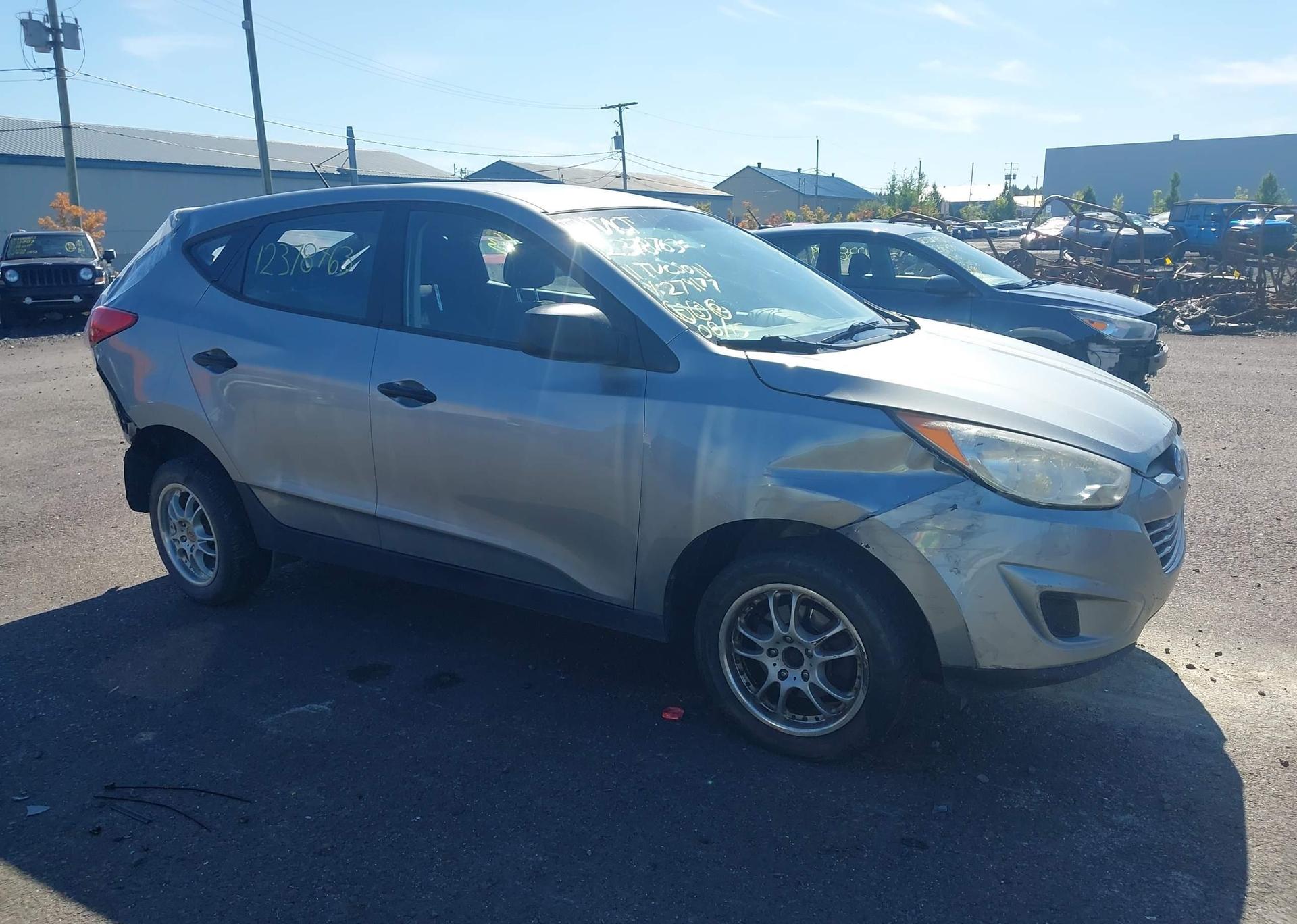 2011 HYUNDAI TUCSON GL