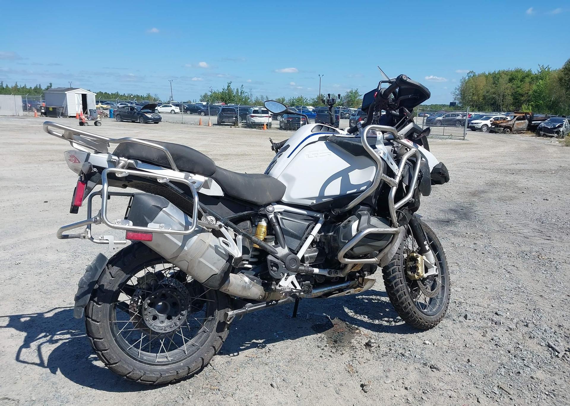 2022 BMW R 1250 GS ADVENTURE