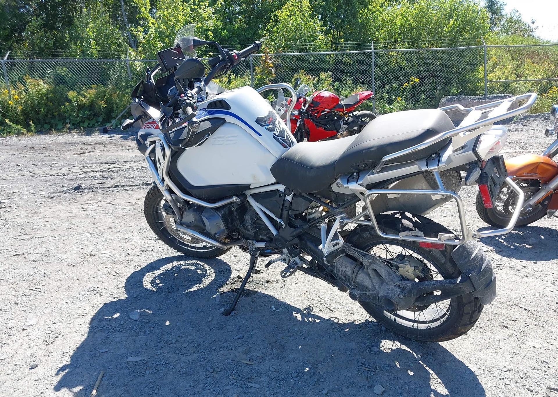 2022 BMW R 1250 GS ADVENTURE