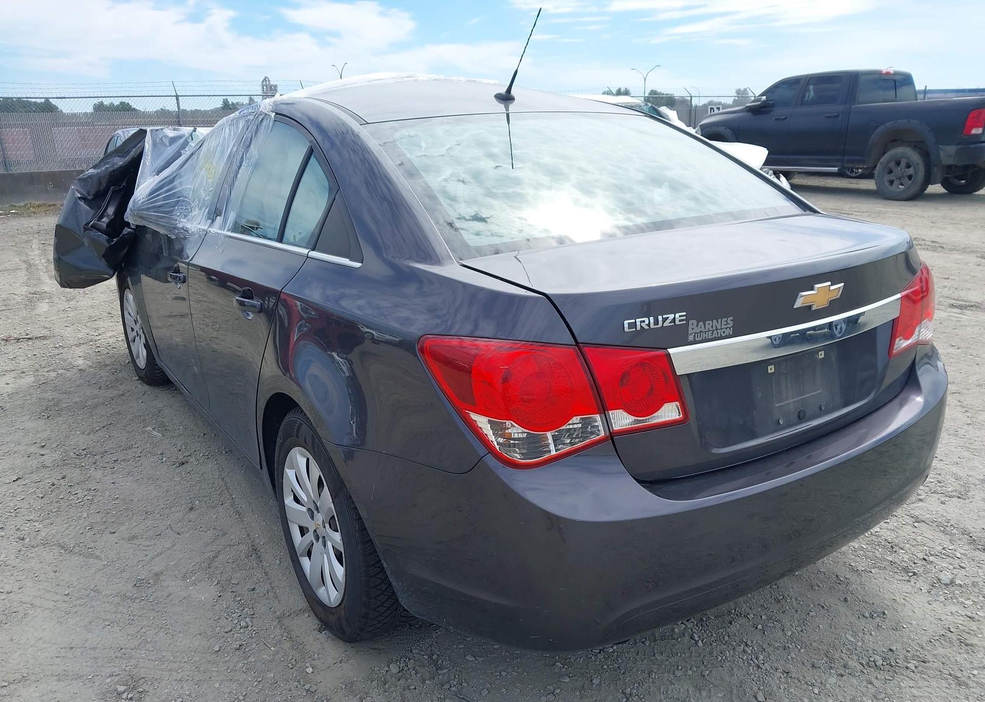 2011 CHEVROLET CRUZE LS