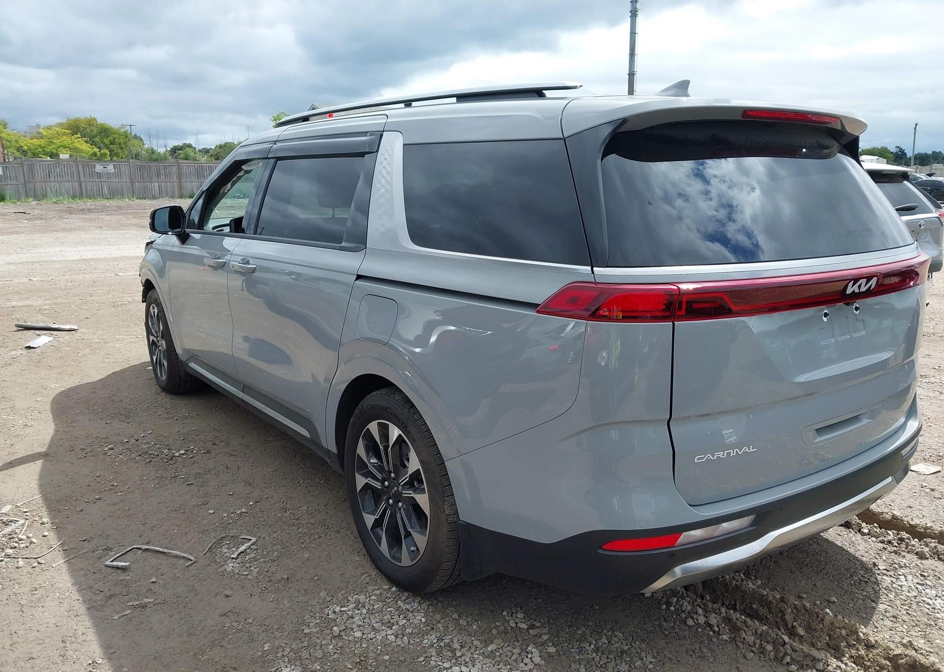 2024 KIA CARNIVAL EX