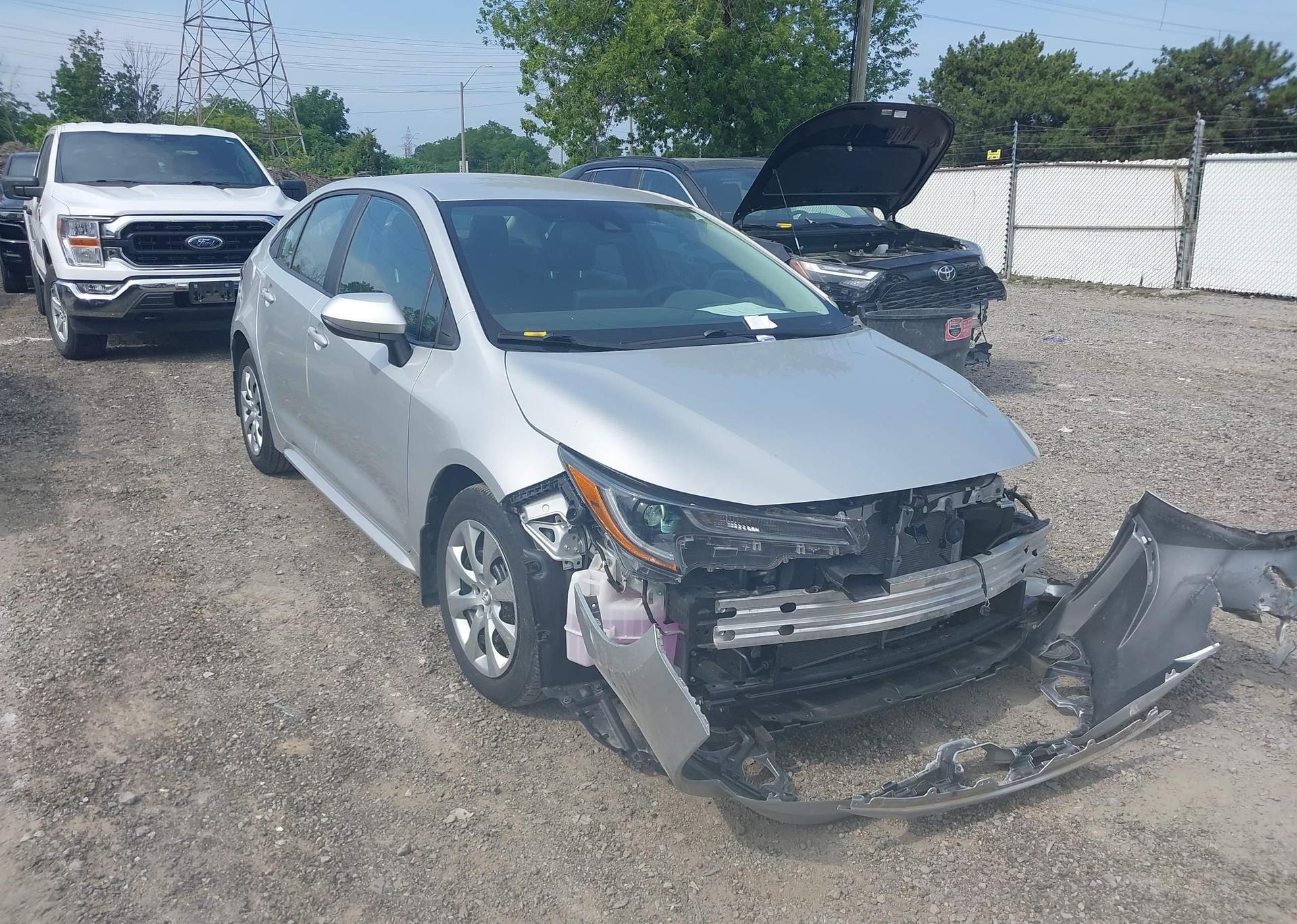 2022 TOYOTA COROLLA LE