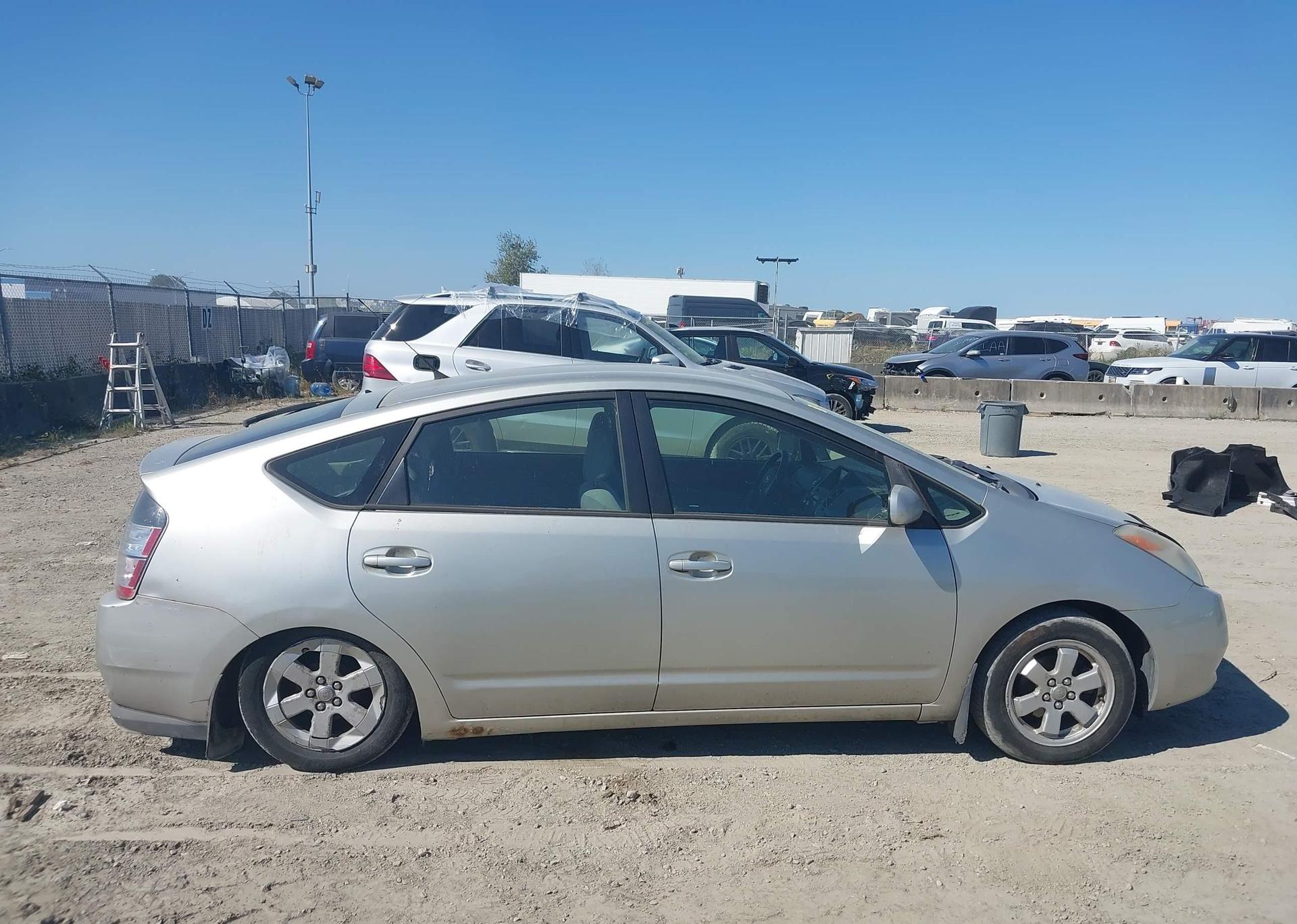 2005 TOYOTA PRIUS