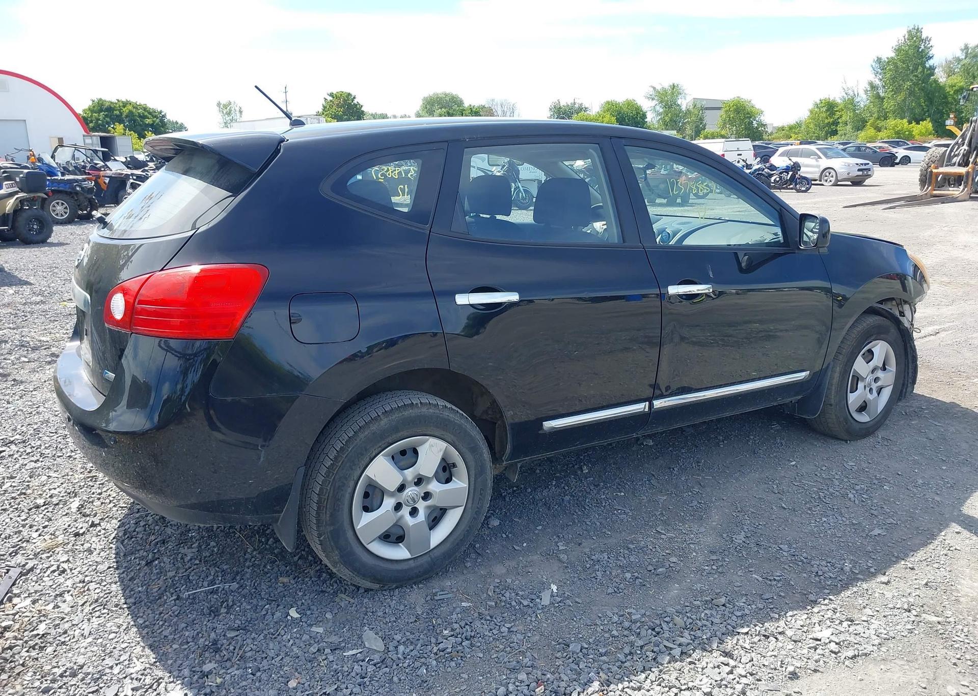 2012 NISSAN ROGUE S
