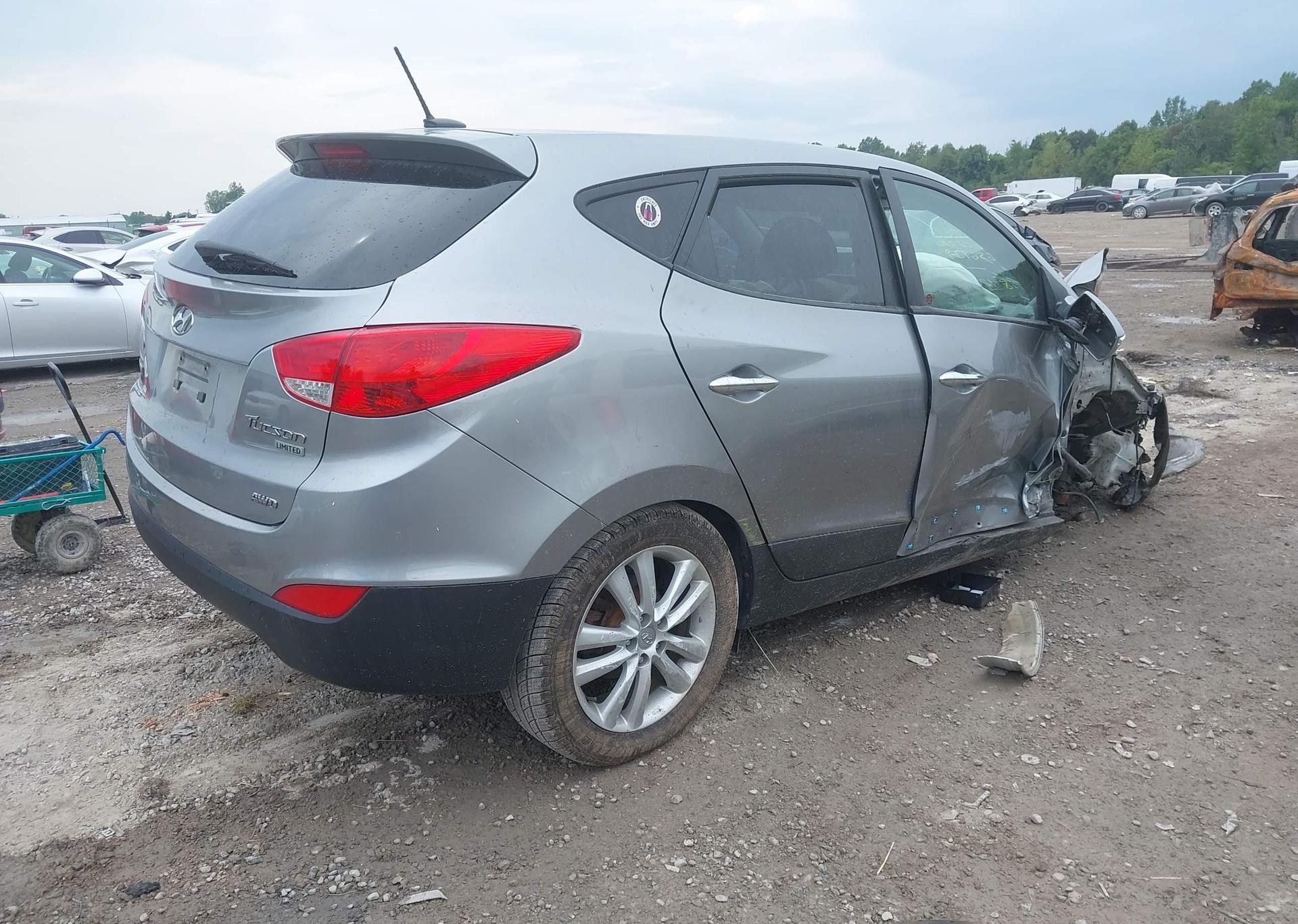 2013 HYUNDAI TUCSON GLS