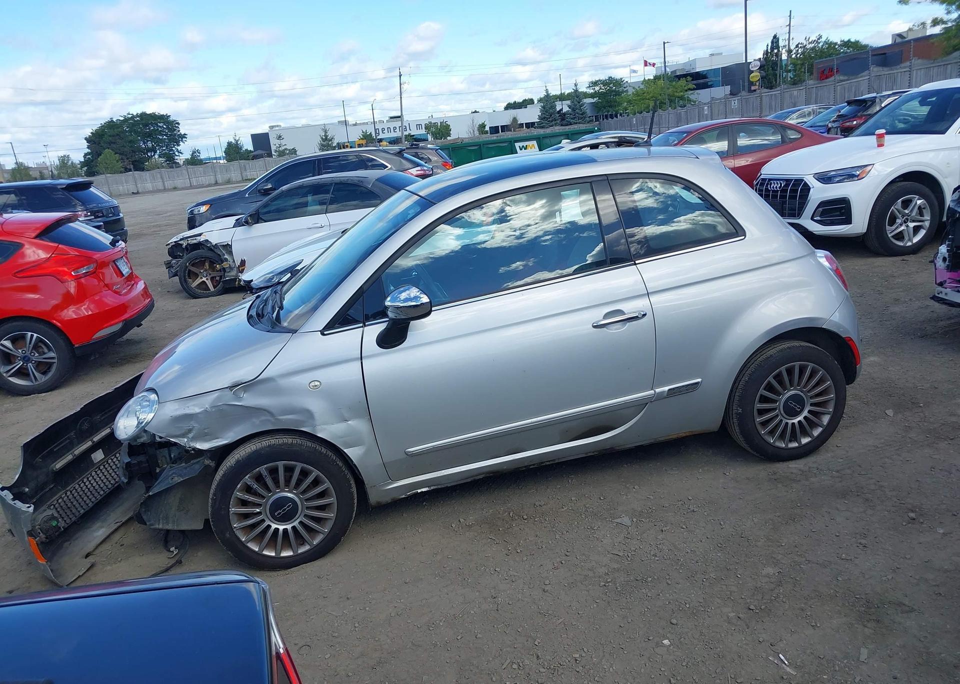 2013 FIAT 500 LOUNGE