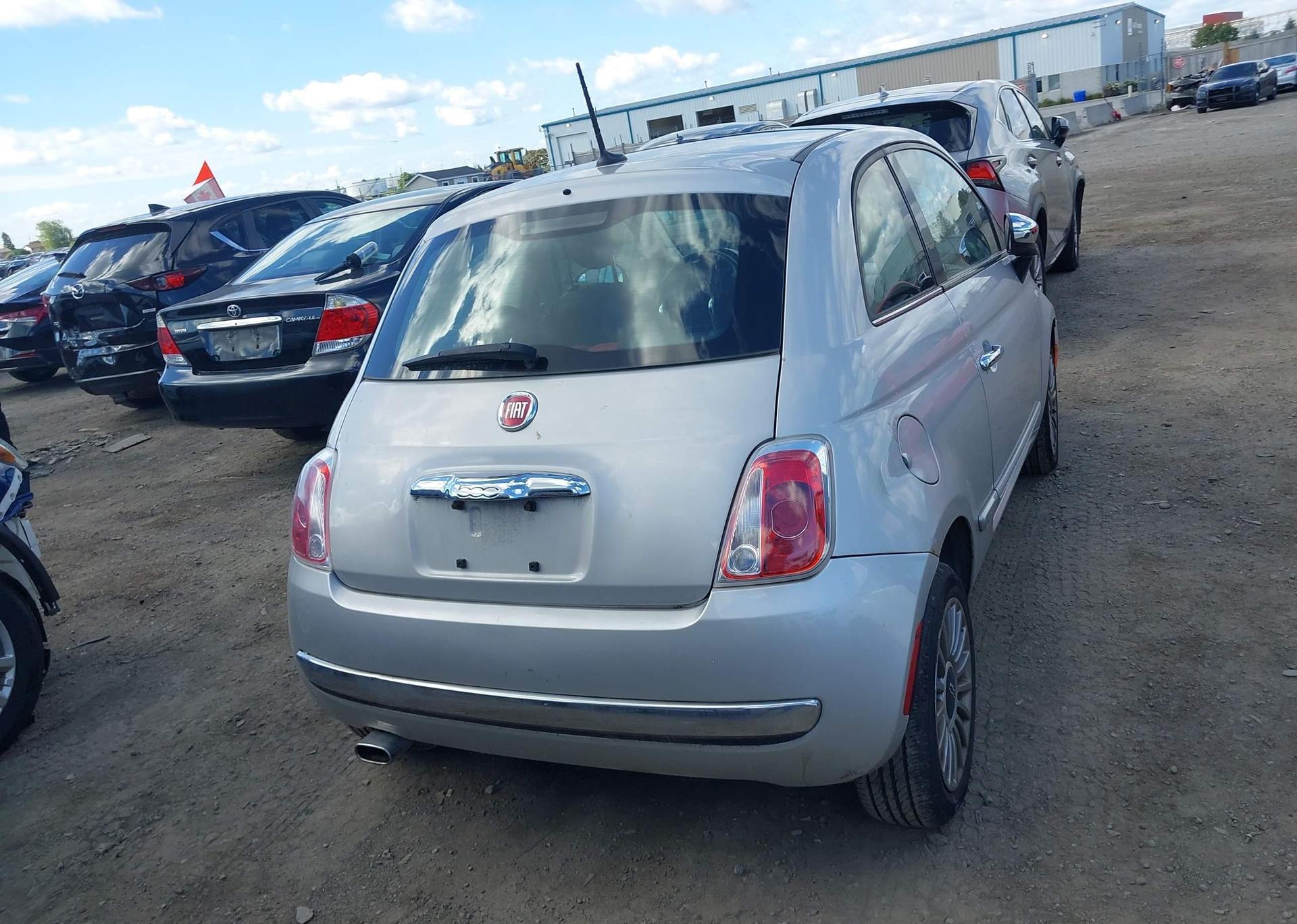 2013 FIAT 500 LOUNGE