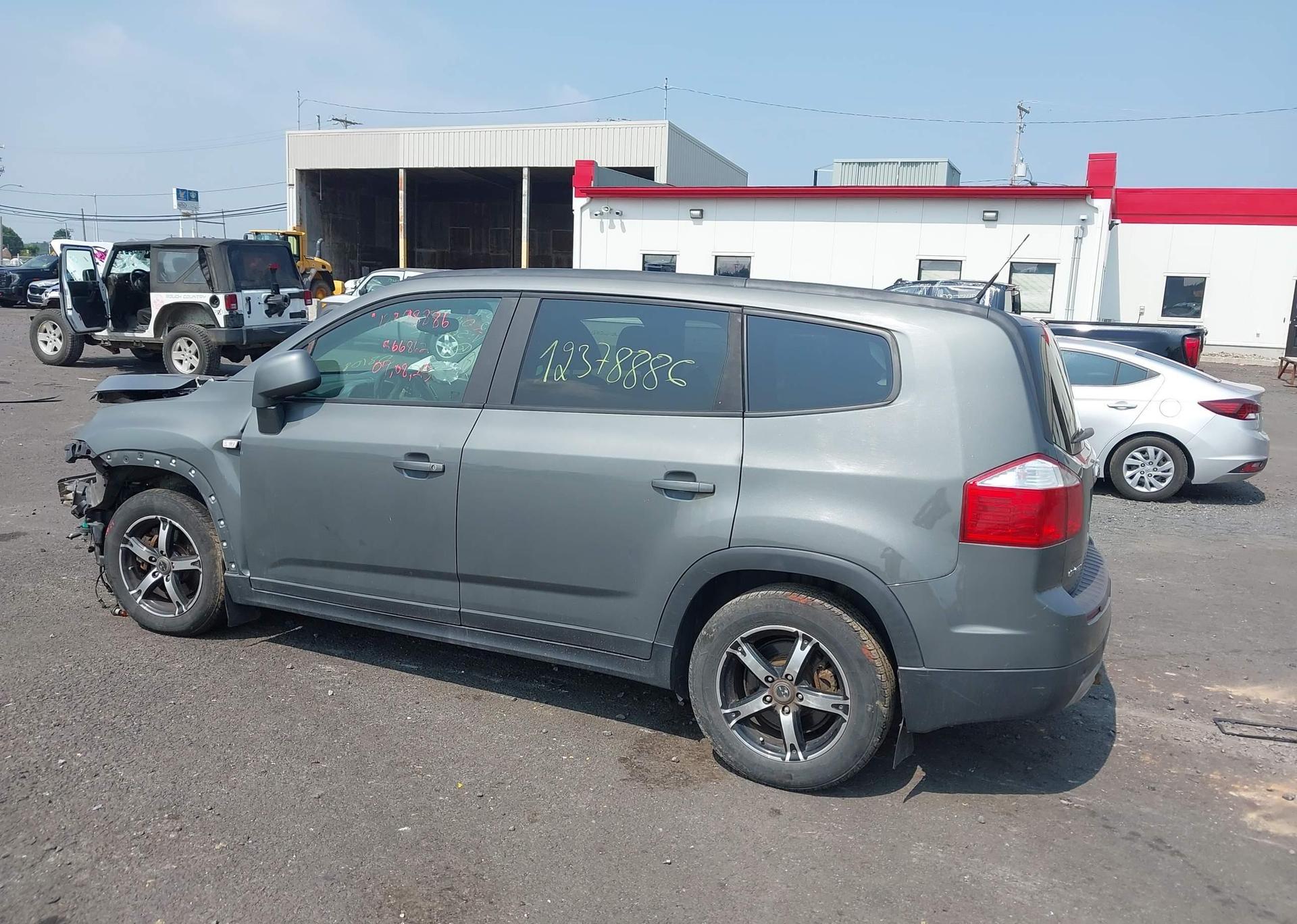 2012 CHEVROLET ORLANDO LT