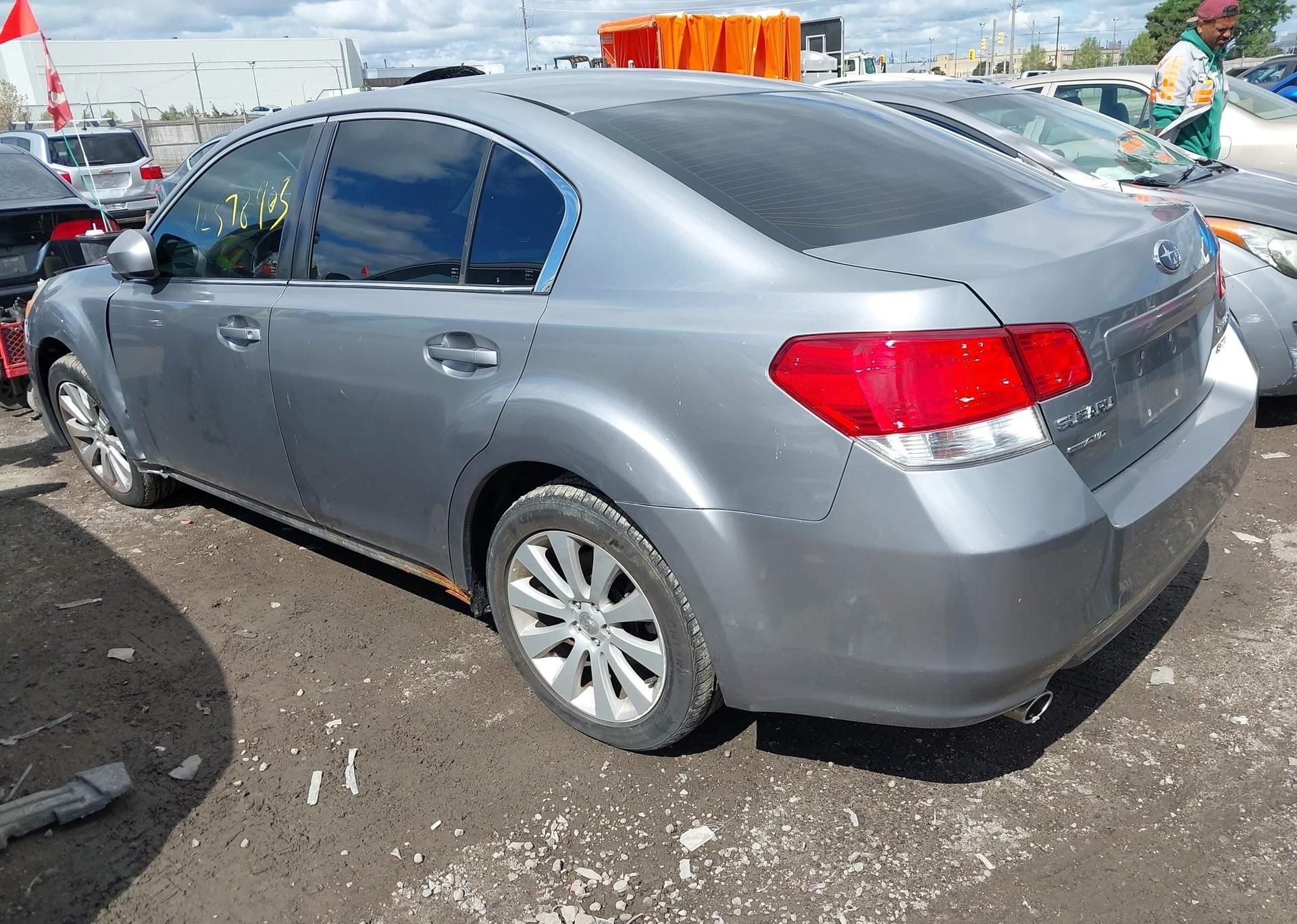 2011 SUBARU LEGACY 3.6R PREMIUM