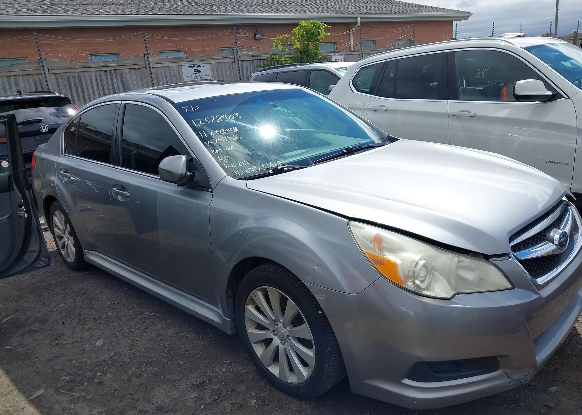 2011 SUBARU LEGACY 3.6R PREMIUM