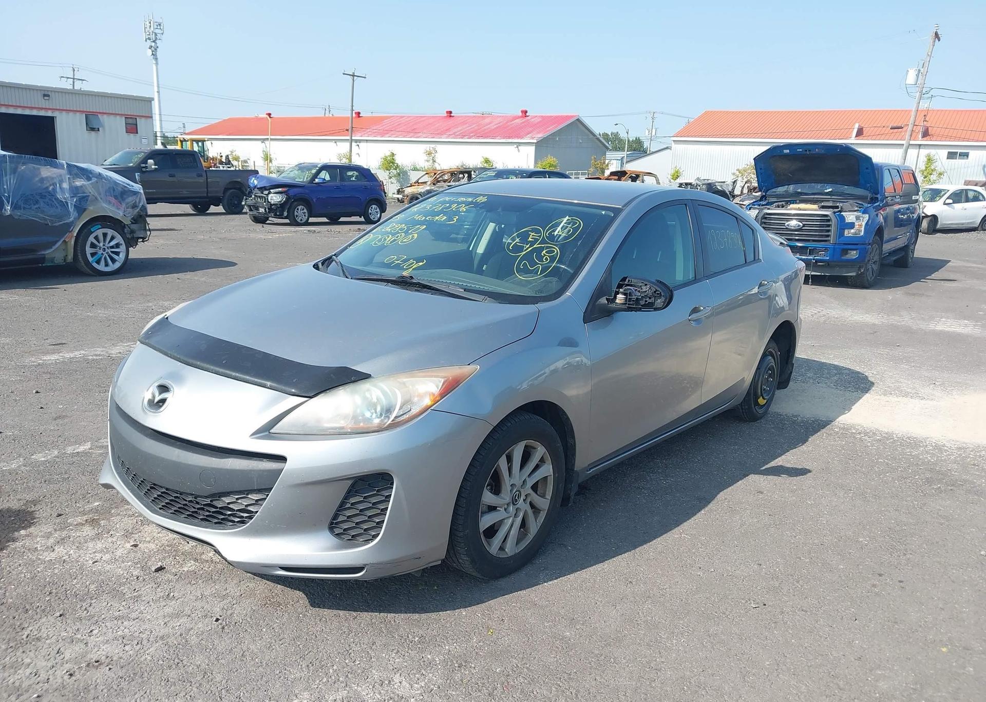 2013 MAZDA 3 I